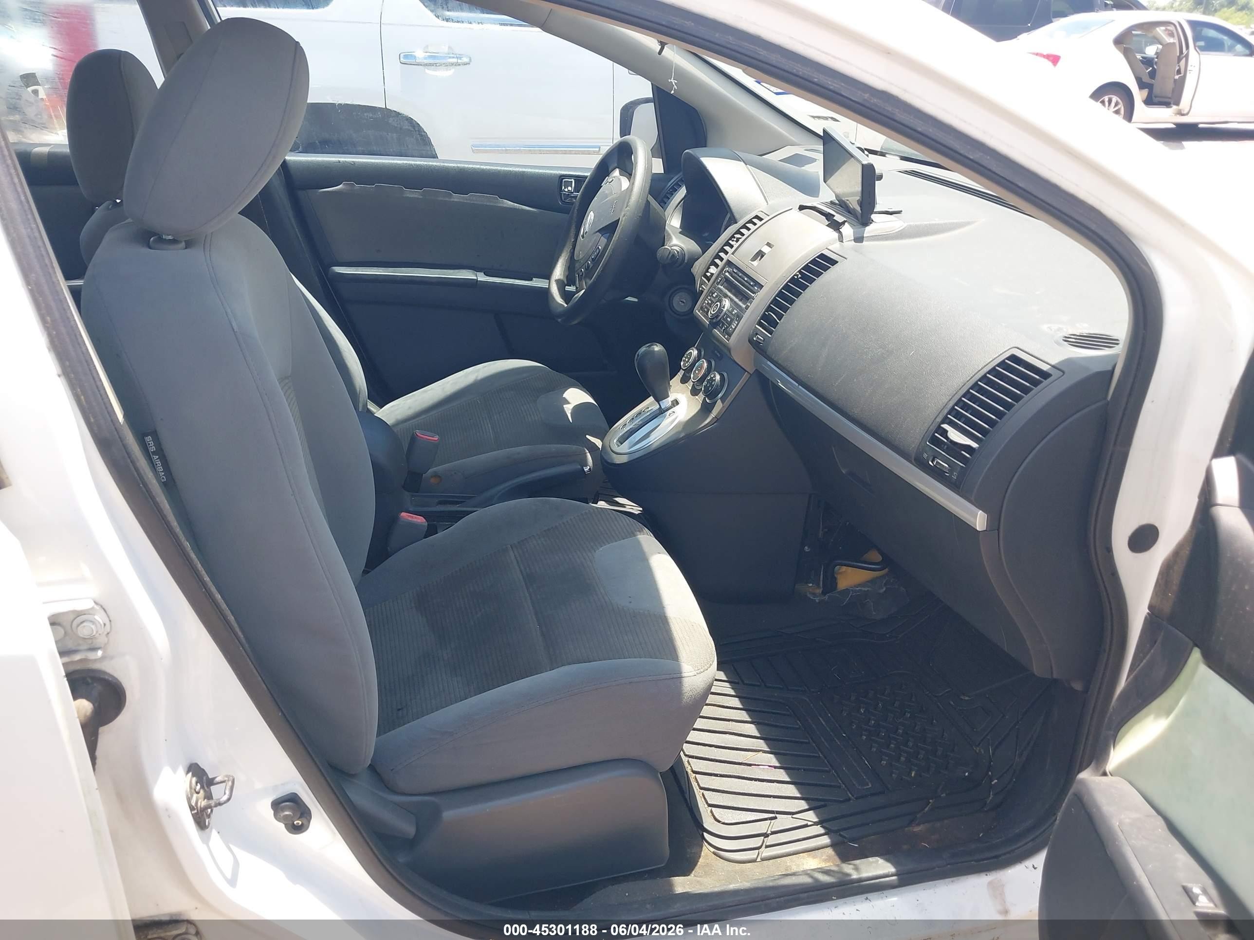 2010 Nissan Sentra 2.0s Белый vin: 3N1AB6AP4AL645920