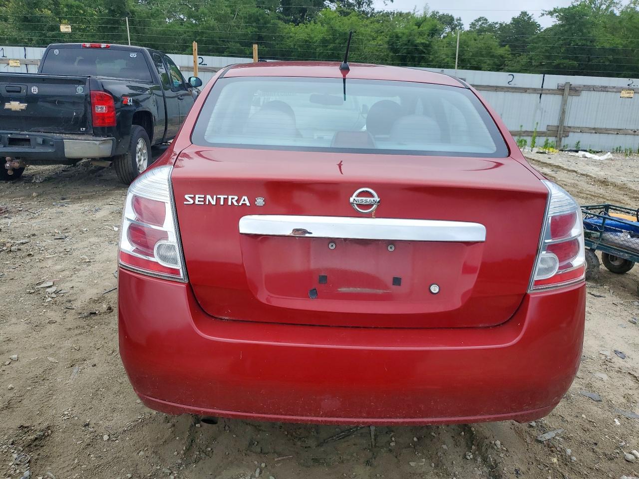 2010 Nissan Sentra 2.0 Red vin: 3N1AB6AP4AL667979