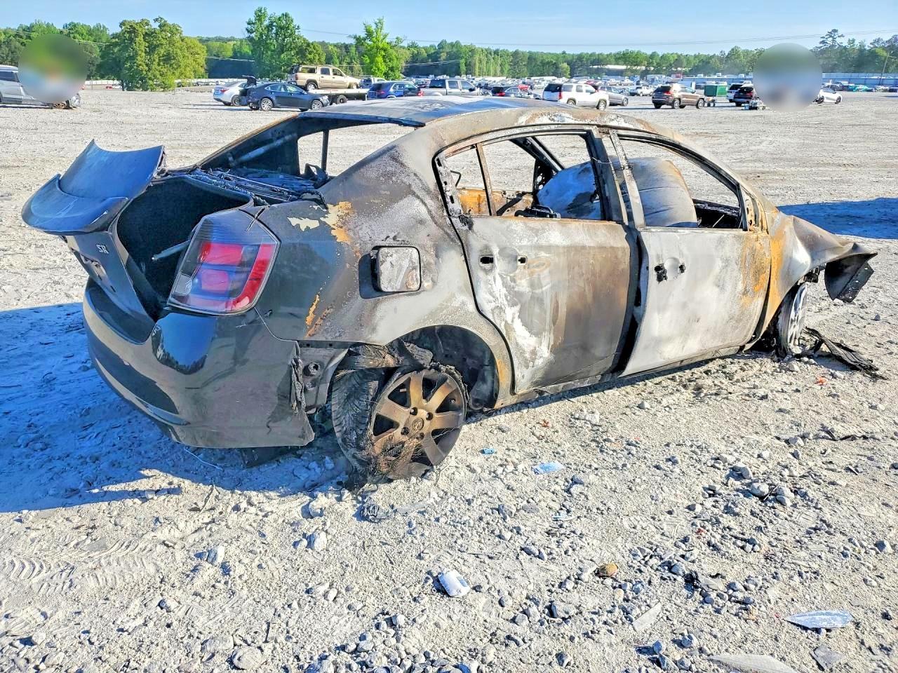 2010 Nissan Sentra 2.0 Burn vin: 3N1AB6AP4AL719272