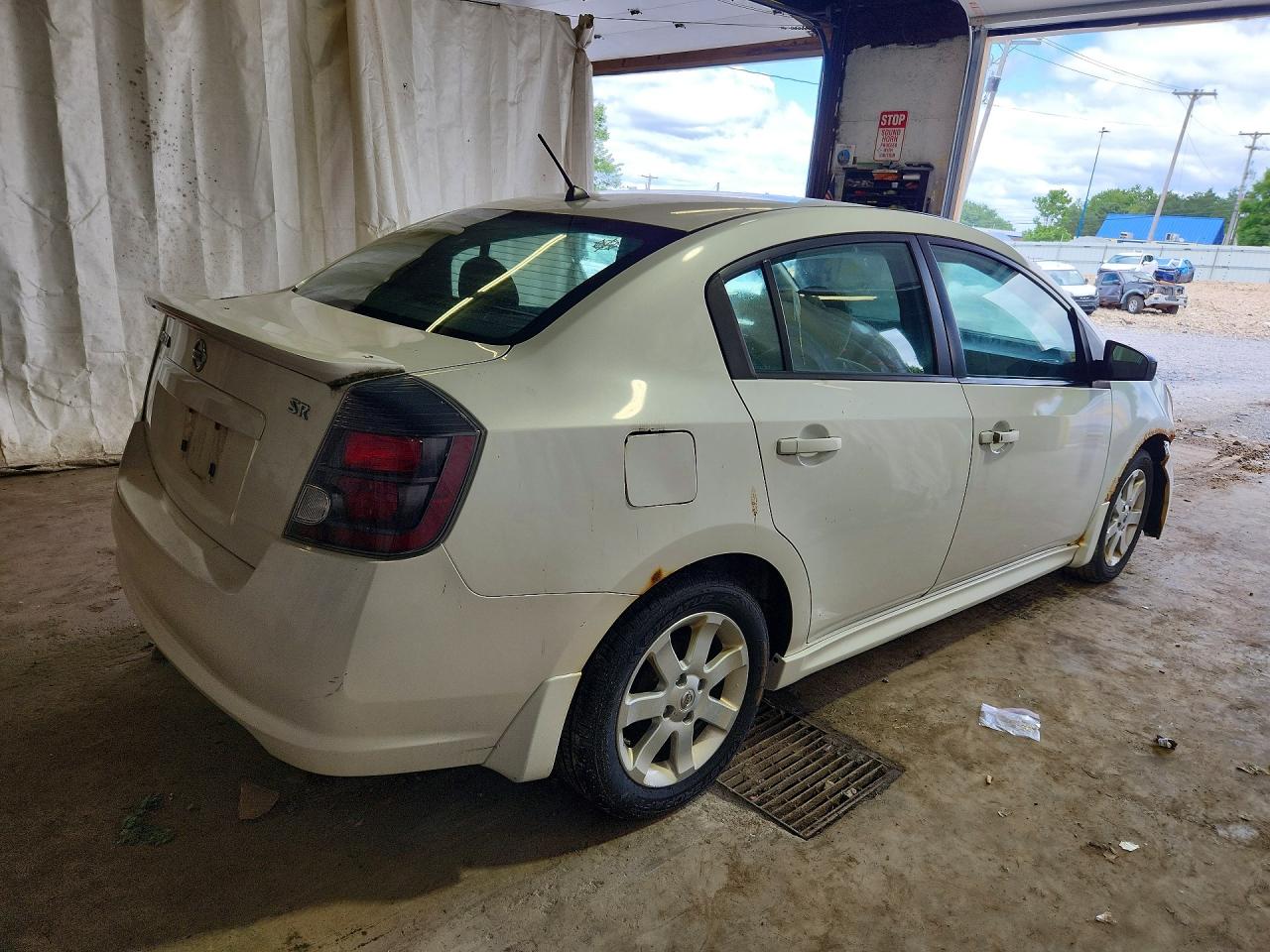 2010 Nissan Sentra 2.0 White vin: 3N1AB6AP4AL729655