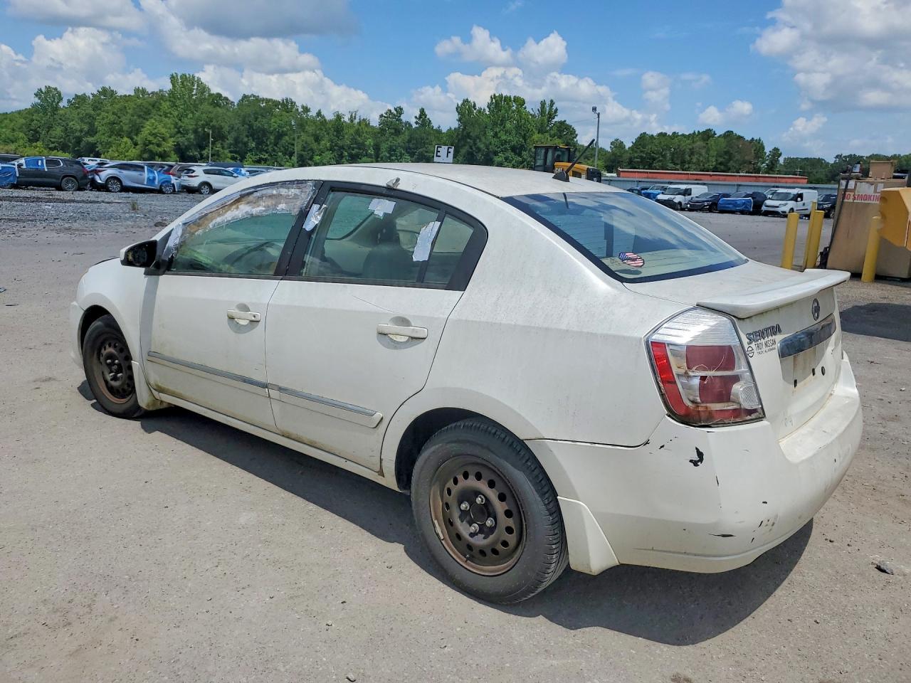 2011 Nissan Sentra 2.0 Белый vin: 3N1AB6AP4BL617245