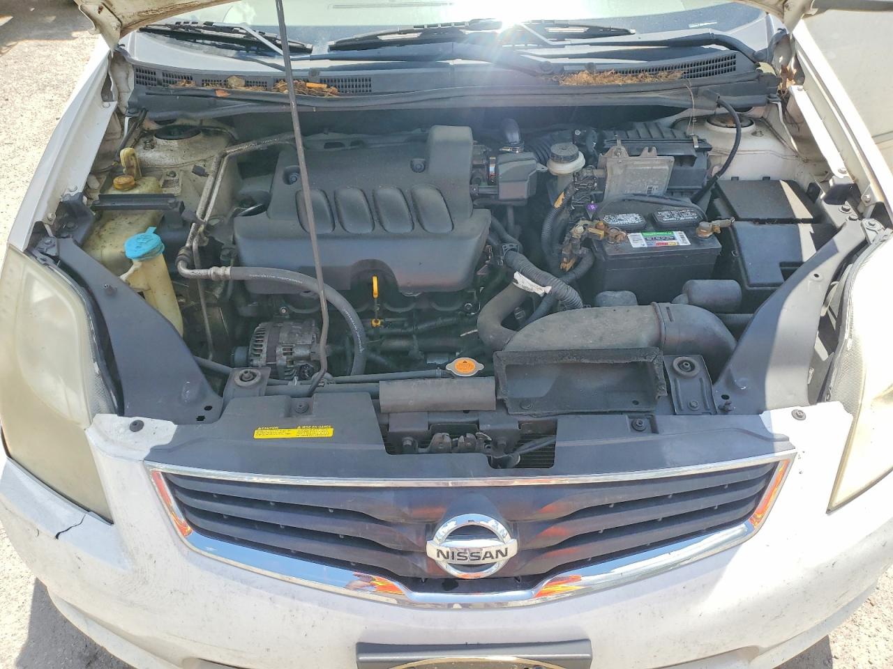 2011 Nissan Sentra 2.0 Белый vin: 3N1AB6AP4BL617245