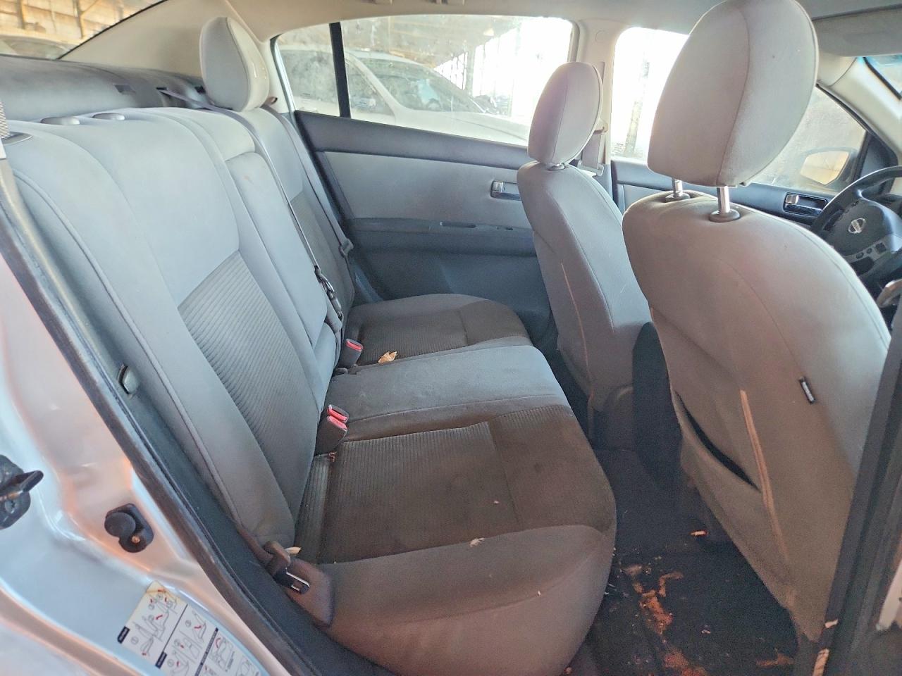 2011 Nissan Sentra 2.0 Silver vin: 3N1AB6AP4BL621537