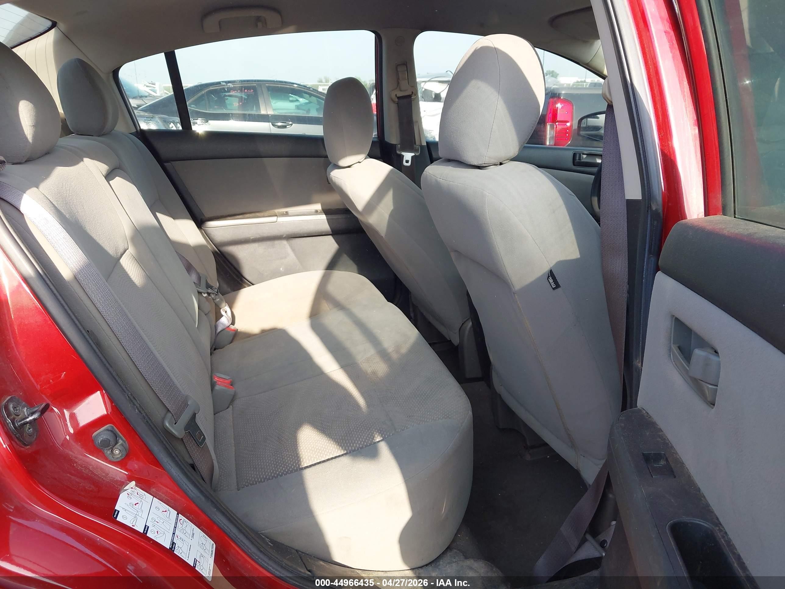 2011 Nissan Sentra 2.0 Красный vin: 3N1AB6AP4BL654215