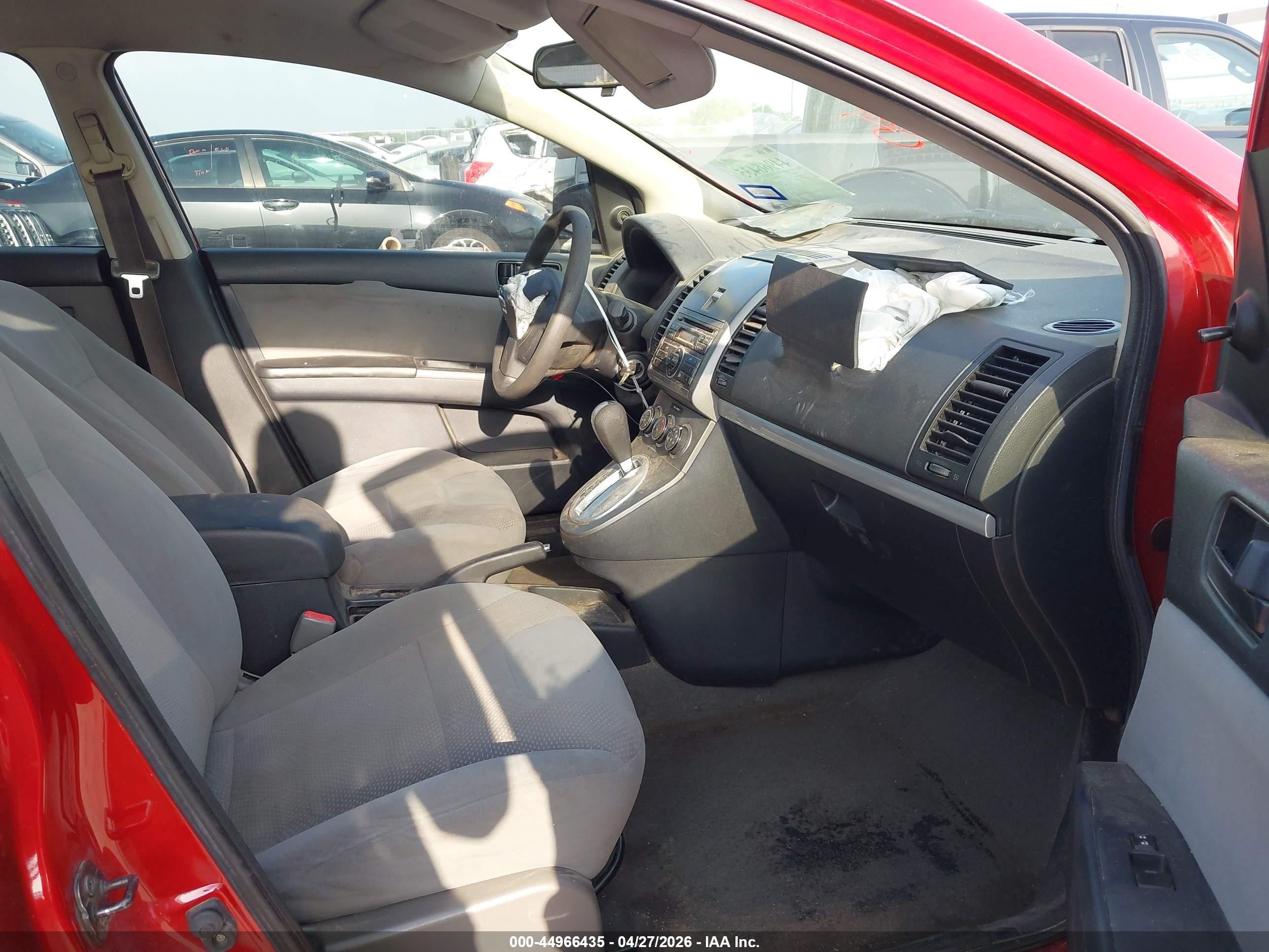 2011 Nissan Sentra 2.0 Красный vin: 3N1AB6AP4BL654215