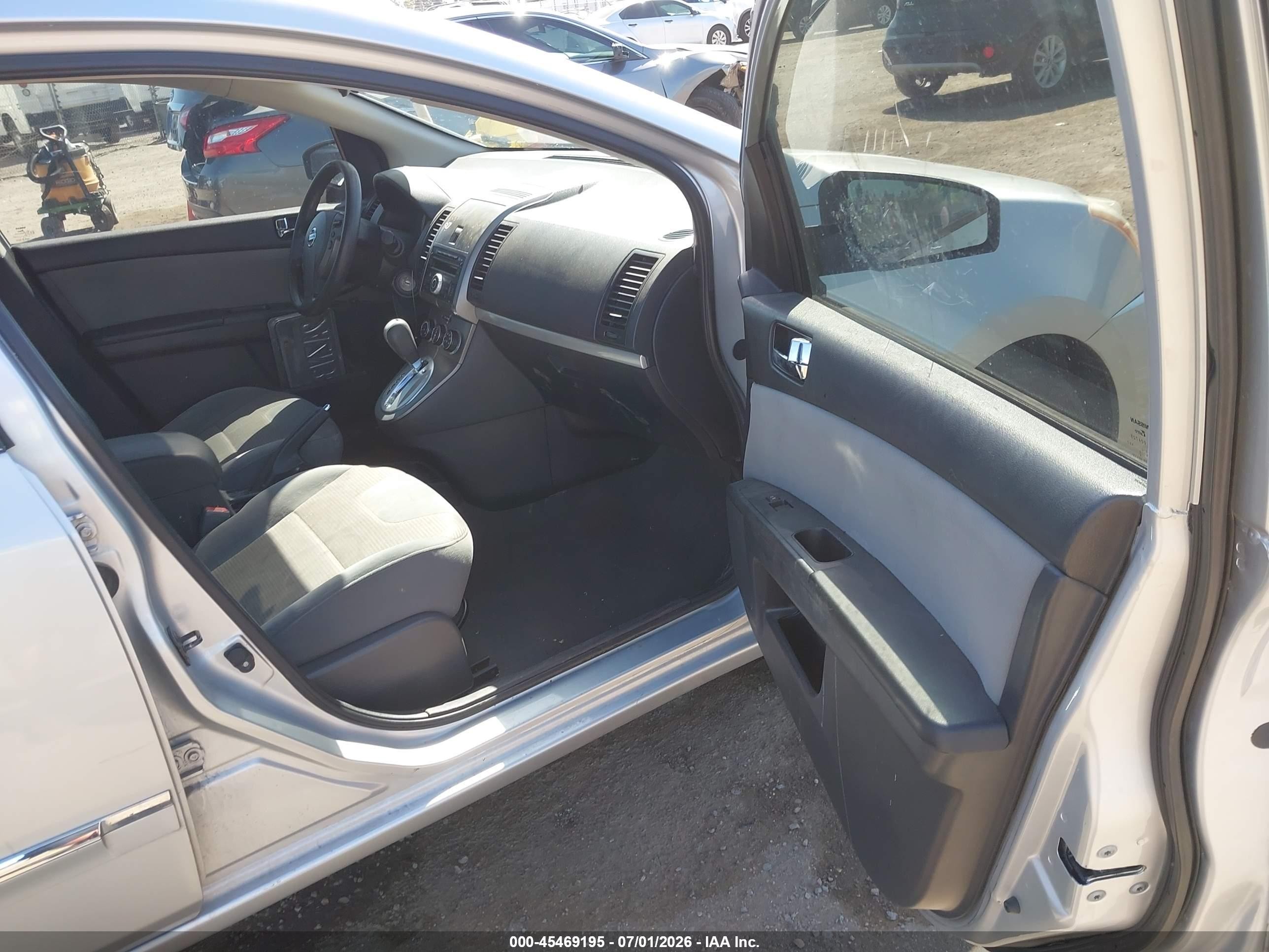 2011 Nissan Sentra 2.0s Silver vin: 3N1AB6AP4BL656854
