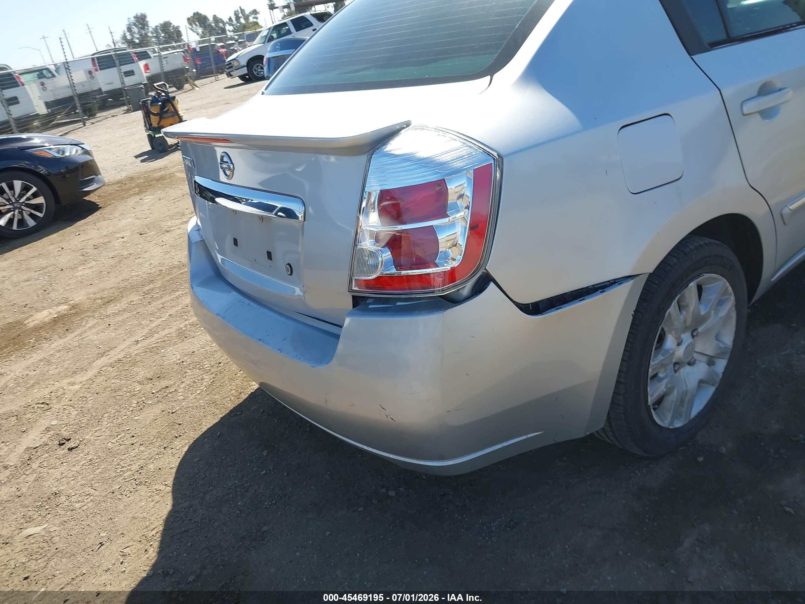 2011 Nissan Sentra 2.0s Silver vin: 3N1AB6AP4BL656854