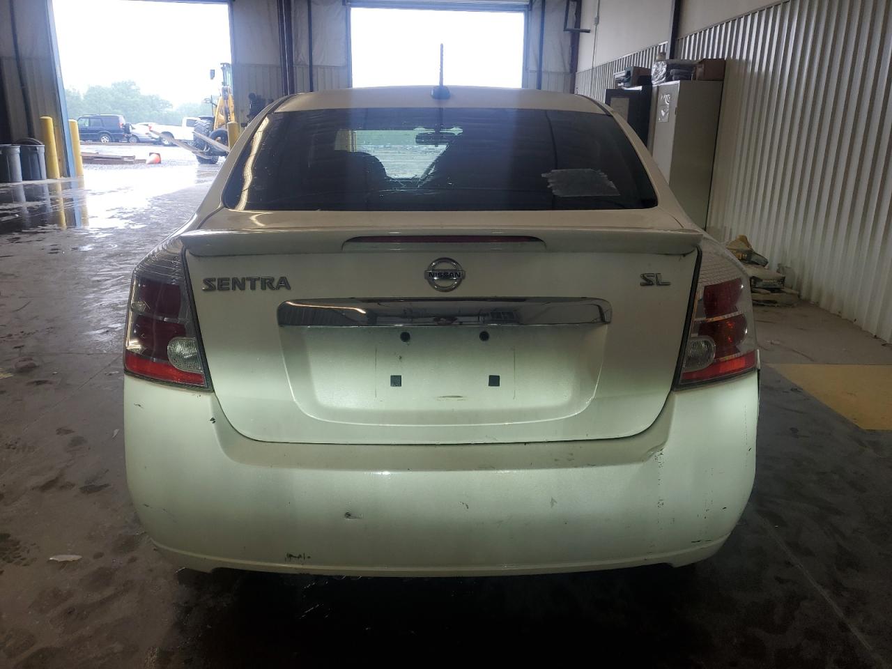 2011 Nissan Sentra 2.0 White vin: 3N1AB6AP4BL657583