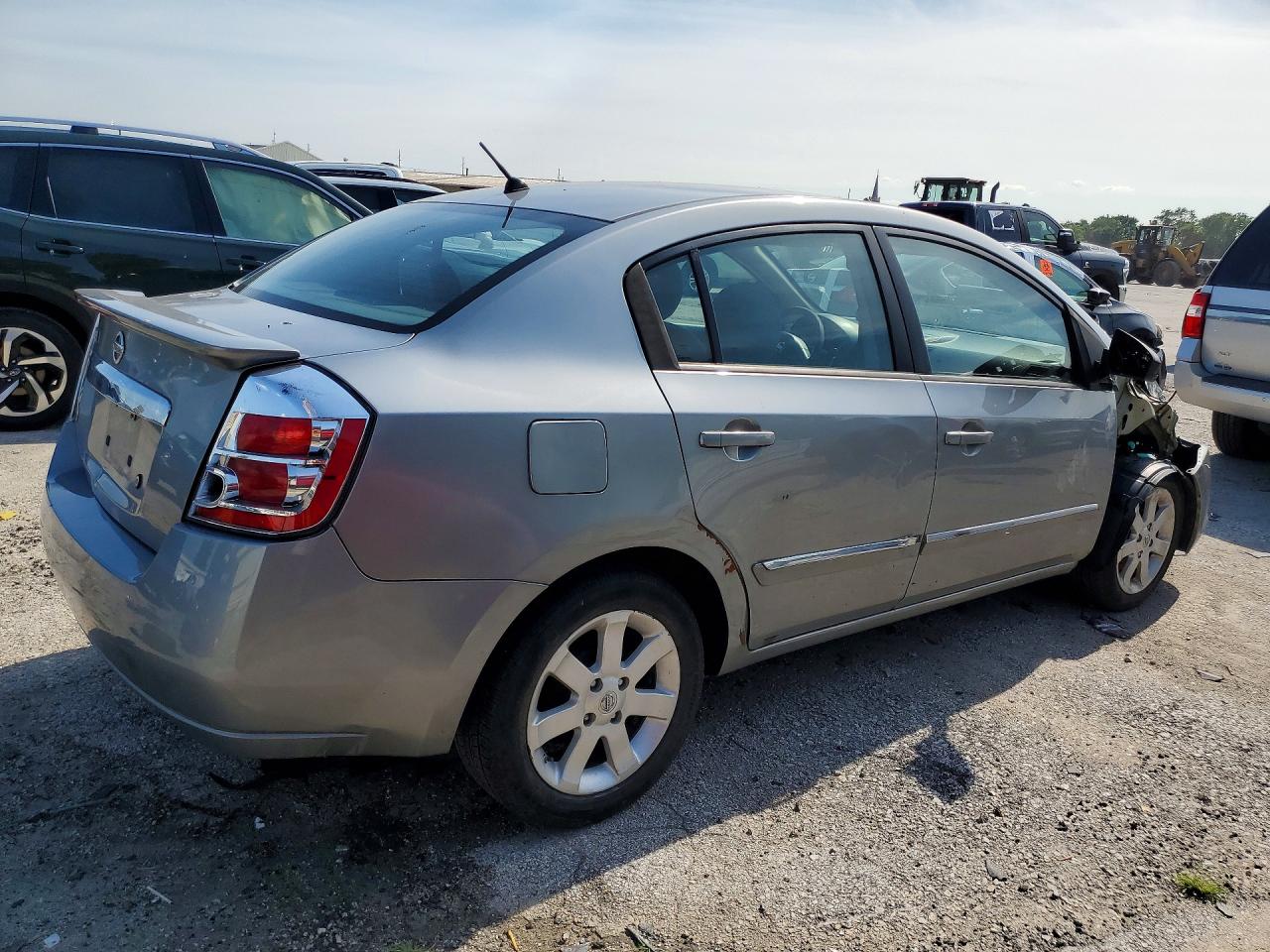 2011 Nissan Sentra 2.0 Silver vin: 3N1AB6AP4BL686520