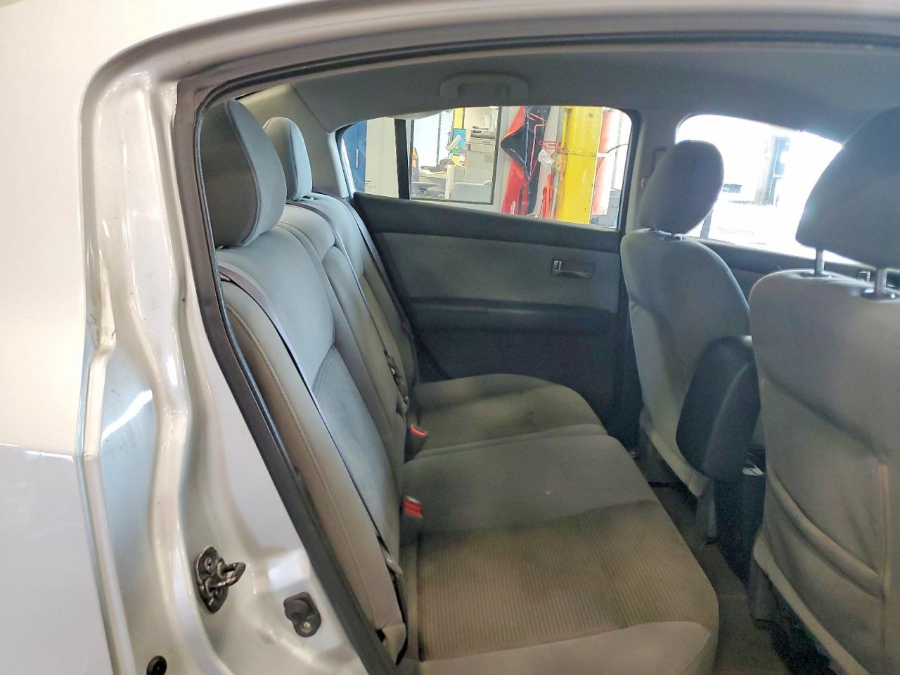 2012 Nissan Sentra 2.0 Silver vin: 3N1AB6AP4CL626657