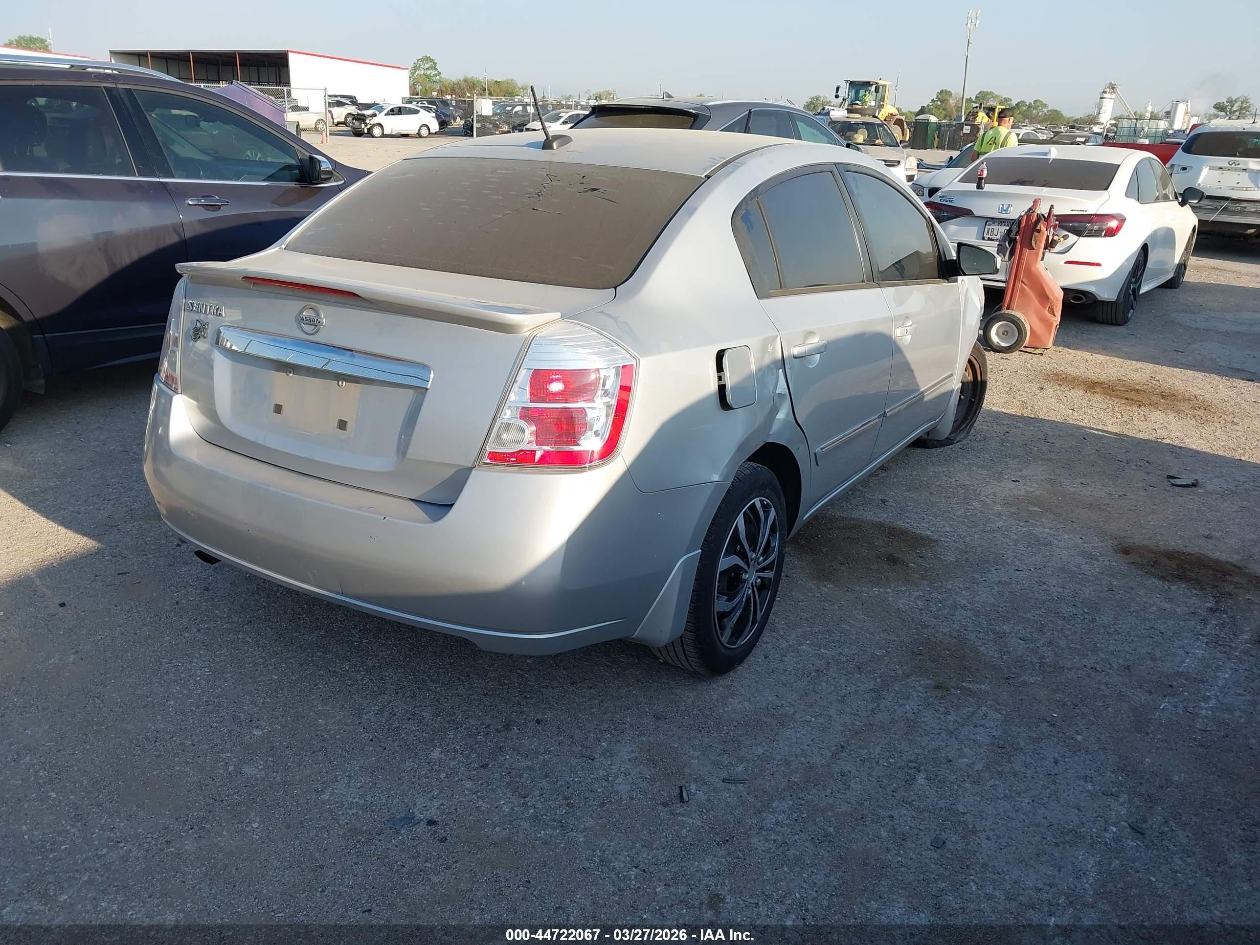 2012 Nissan Sentra 2.0 S Silver vin: 3N1AB6AP4CL676927