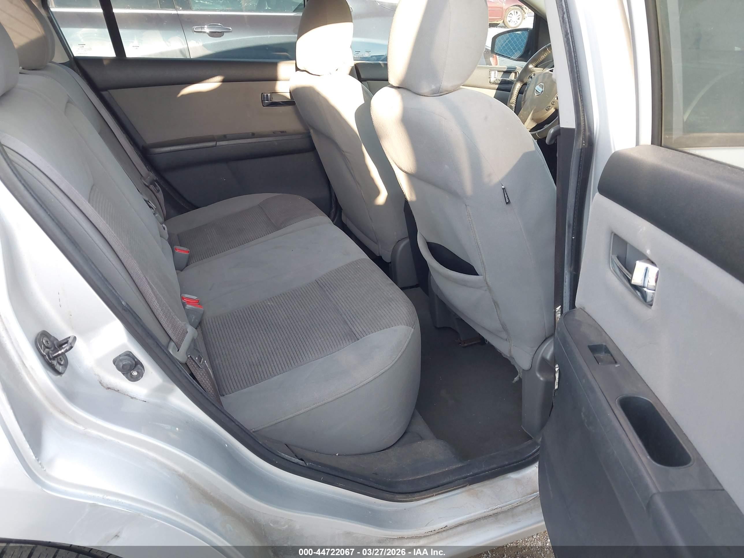 2012 Nissan Sentra 2.0 S Silver vin: 3N1AB6AP4CL676927