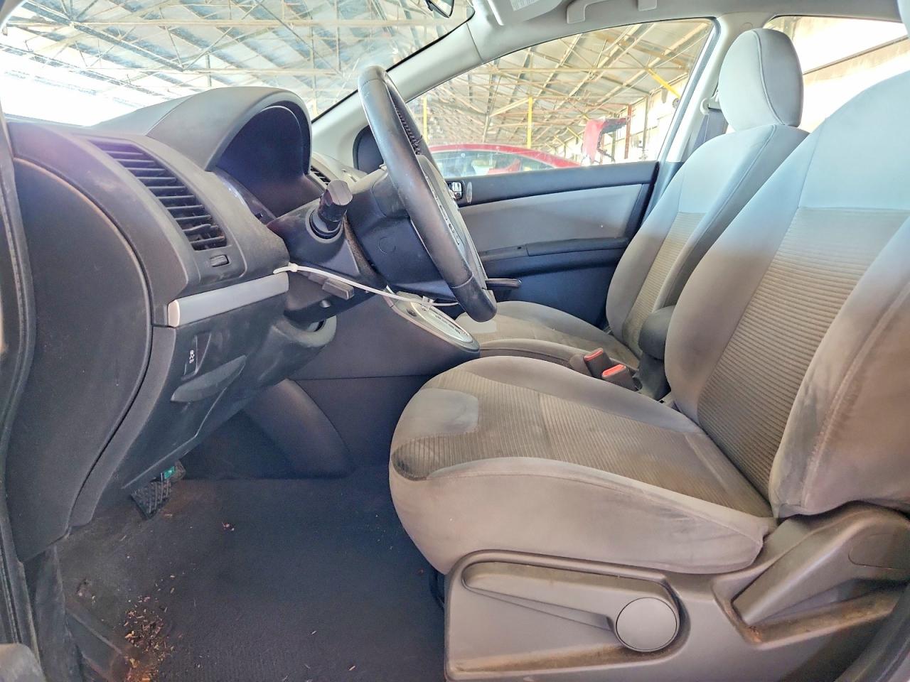 2012 Nissan Sentra 2.0 Белый vin: 3N1AB6AP4CL728525