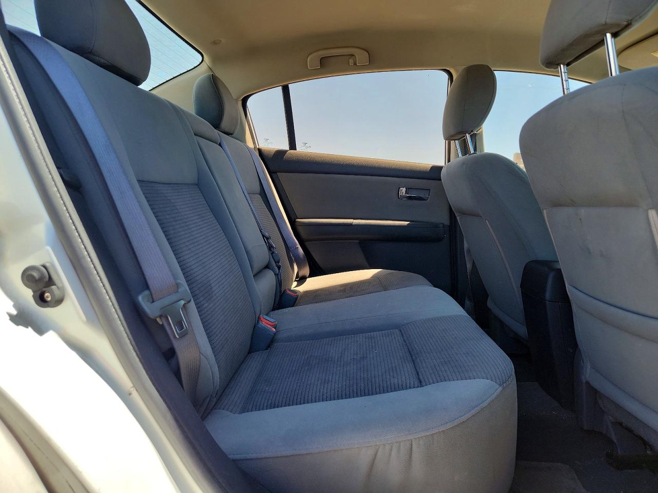 2012 Nissan Sentra 2.0 White vin: 3N1AB6AP4CL747088