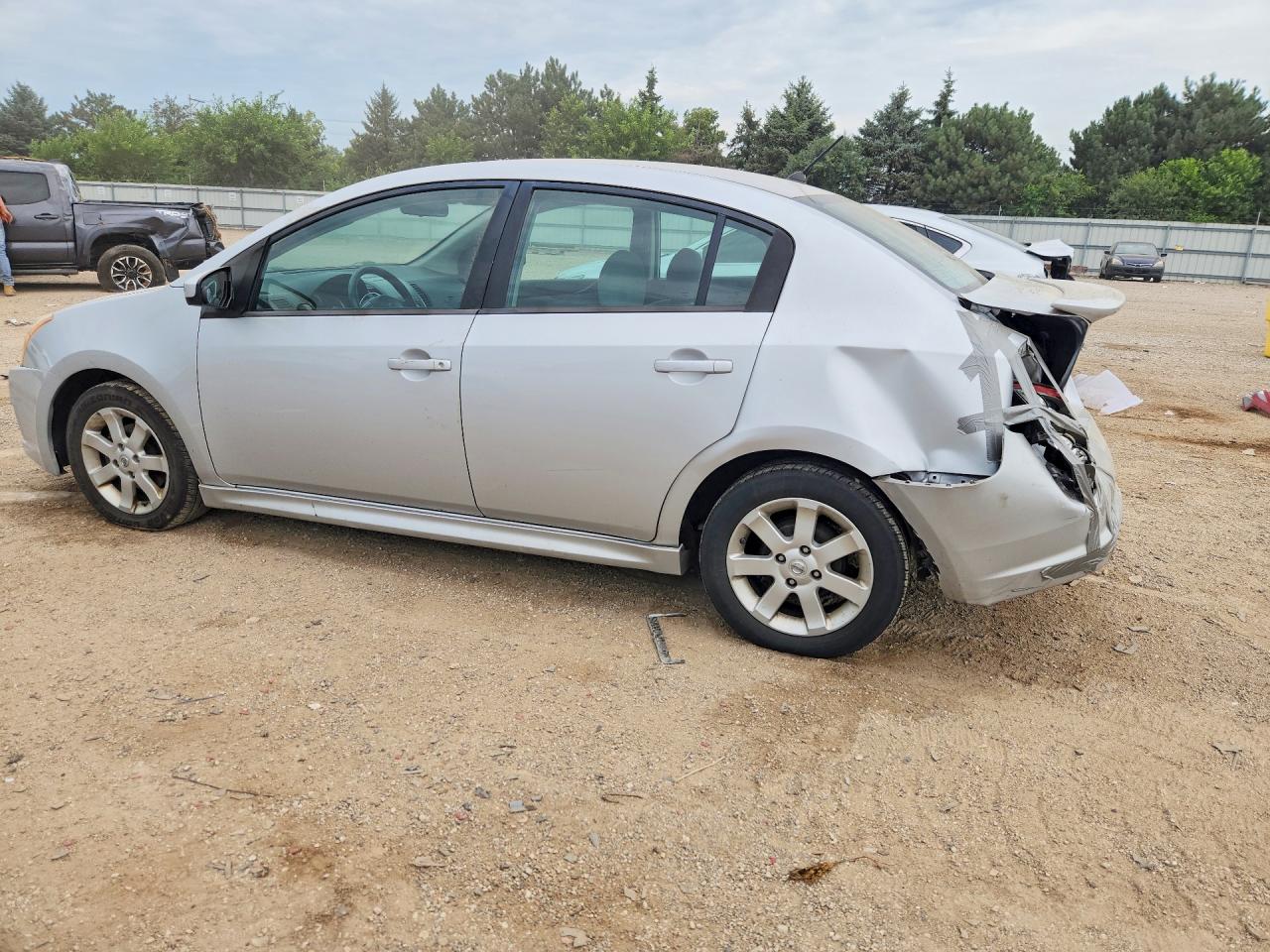 2010 Nissan Sentra 2.0 Silver vin: 3N1AB6AP5AL630567