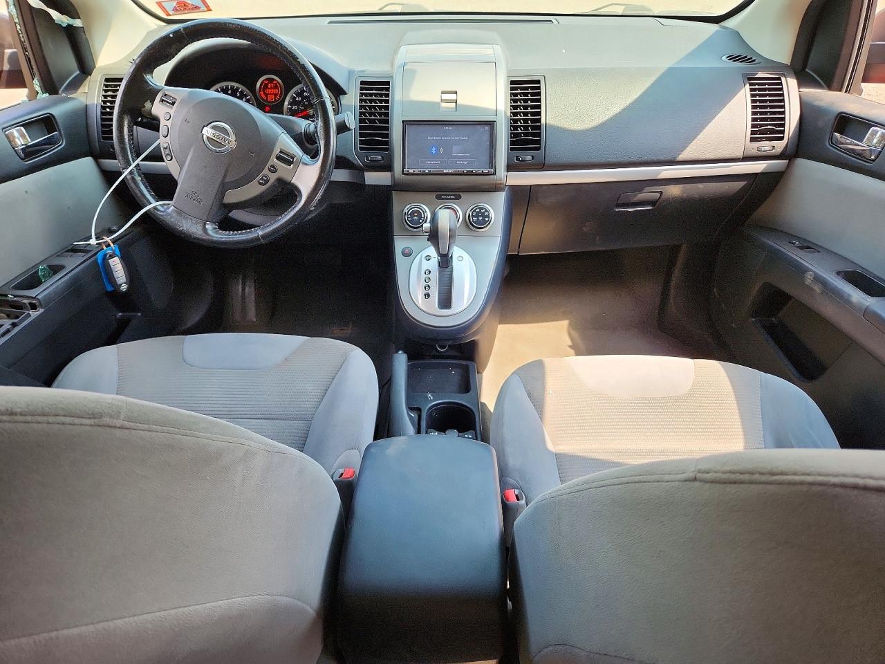 2010 Nissan Sentra 2.0 Red vin: 3N1AB6AP5AL634442