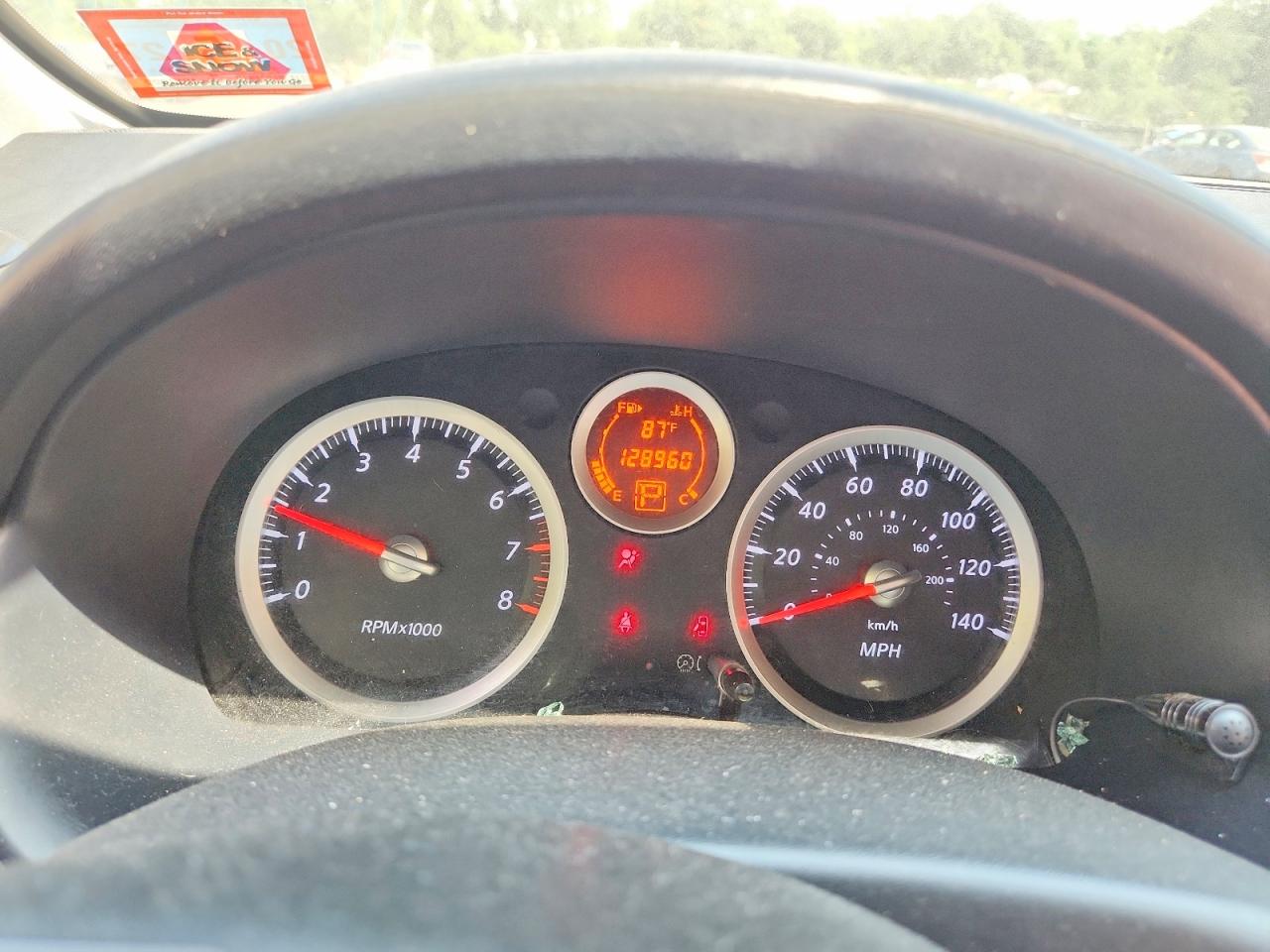 2010 Nissan Sentra 2.0 Red vin: 3N1AB6AP5AL634442
