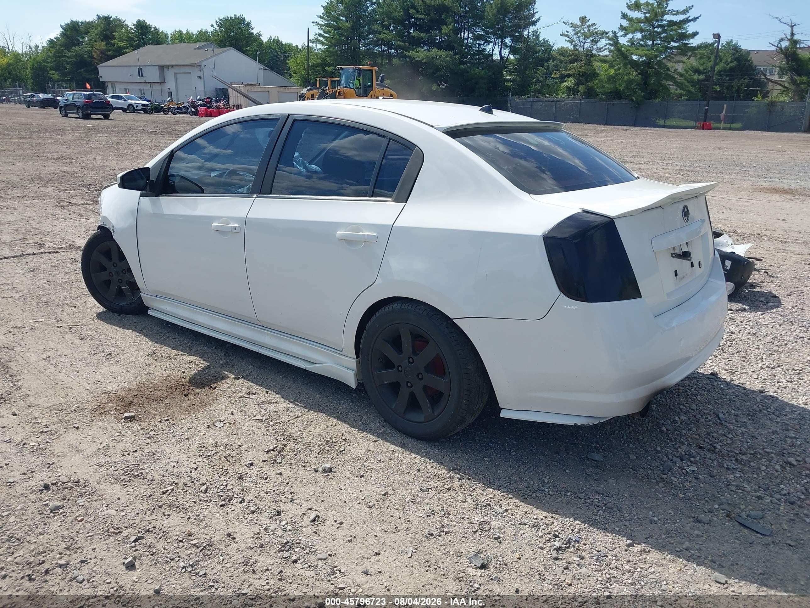 2010 Nissan Sentra 2.0sr Белый vin: 3N1AB6AP5AL644145