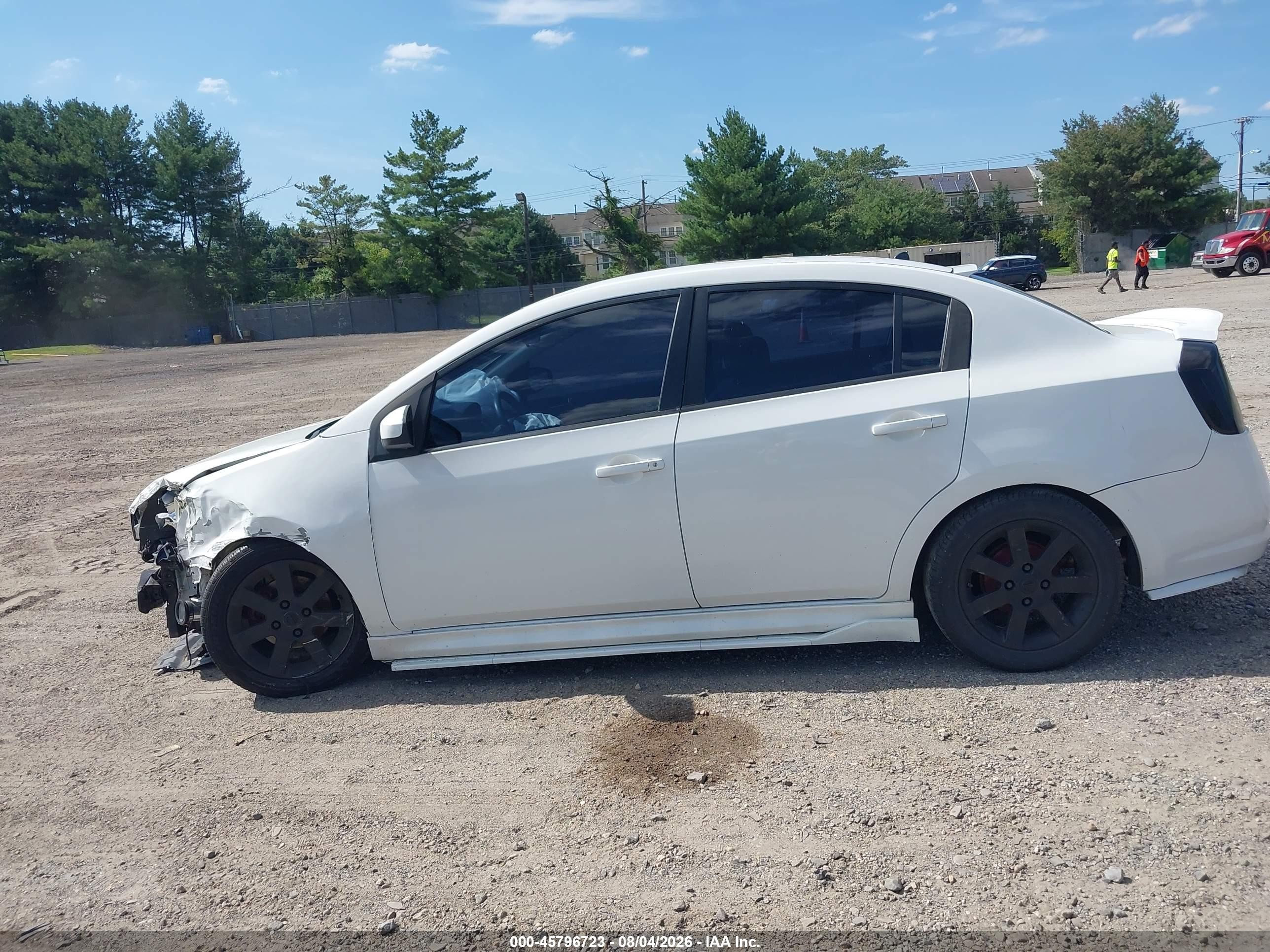 2010 Nissan Sentra 2.0sr Белый vin: 3N1AB6AP5AL644145
