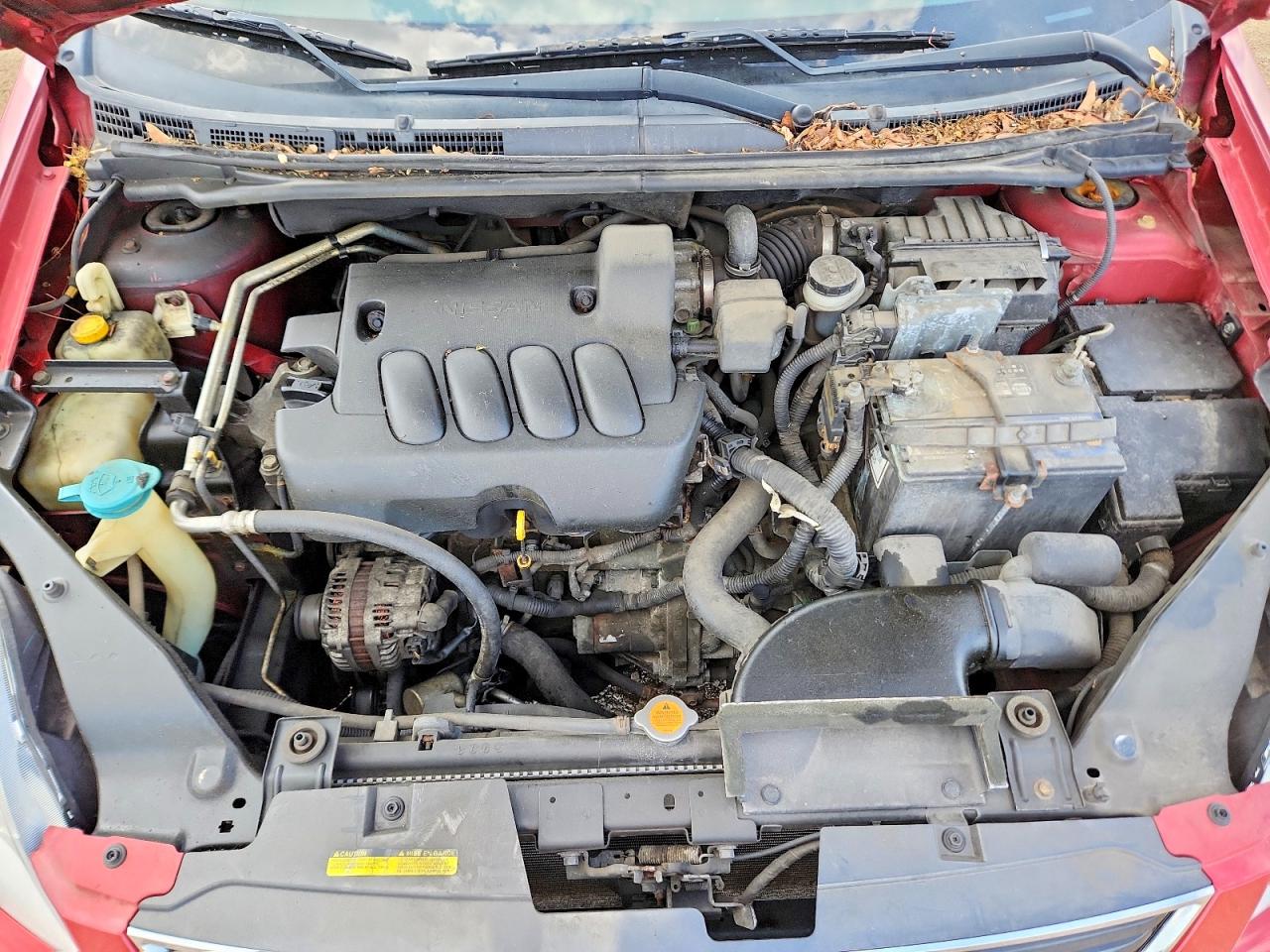2010 Nissan Sentra 2.0 Red vin: 3N1AB6AP5AL716882