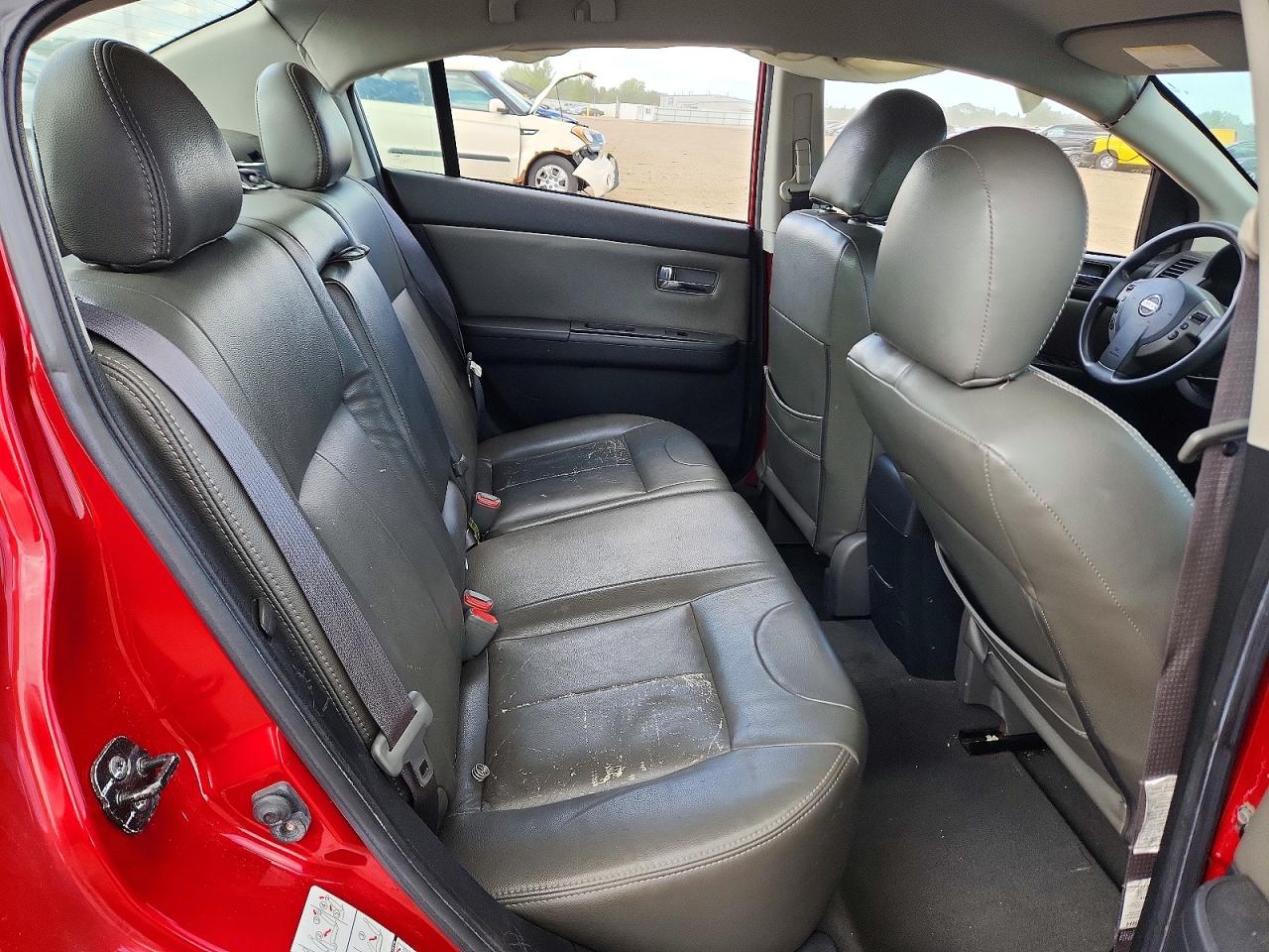 2010 Nissan Sentra 2.0 Red vin: 3N1AB6AP5AL716882