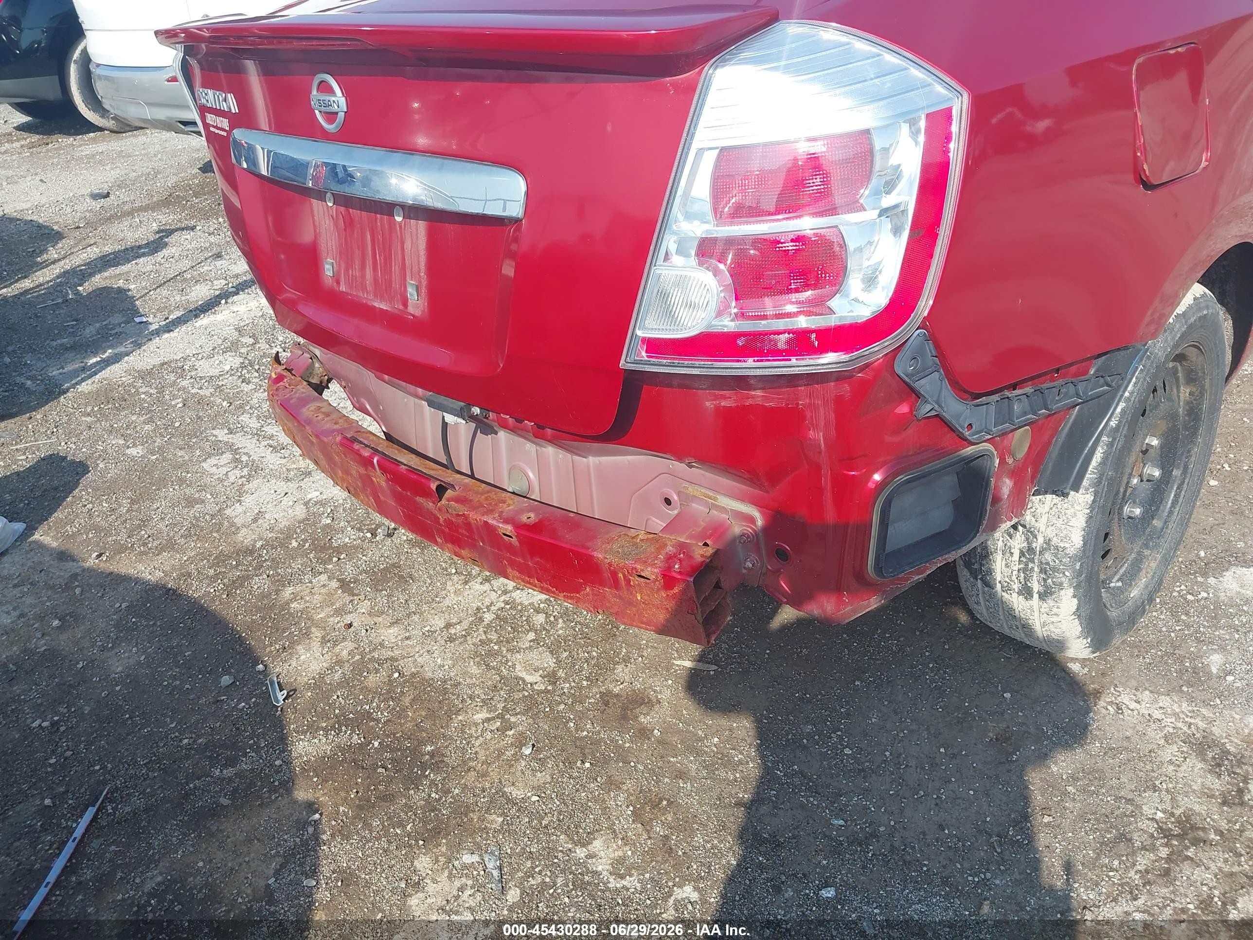 2011 Nissan Sentra 2.0s Red vin: 3N1AB6AP5BL622826