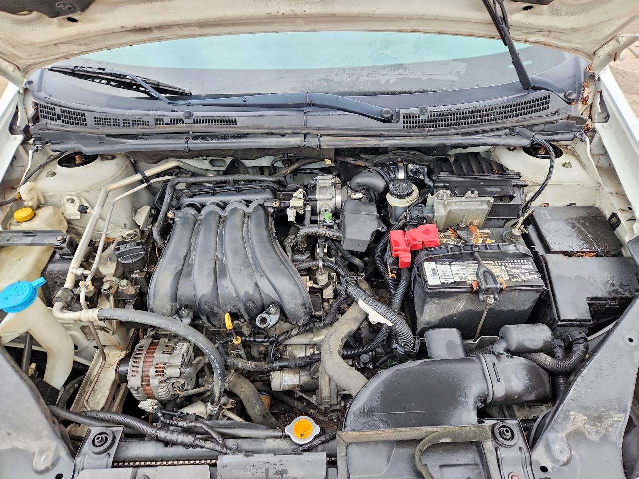 2011 Nissan Sentra 2.0 Белый vin: 3N1AB6AP5BL656782