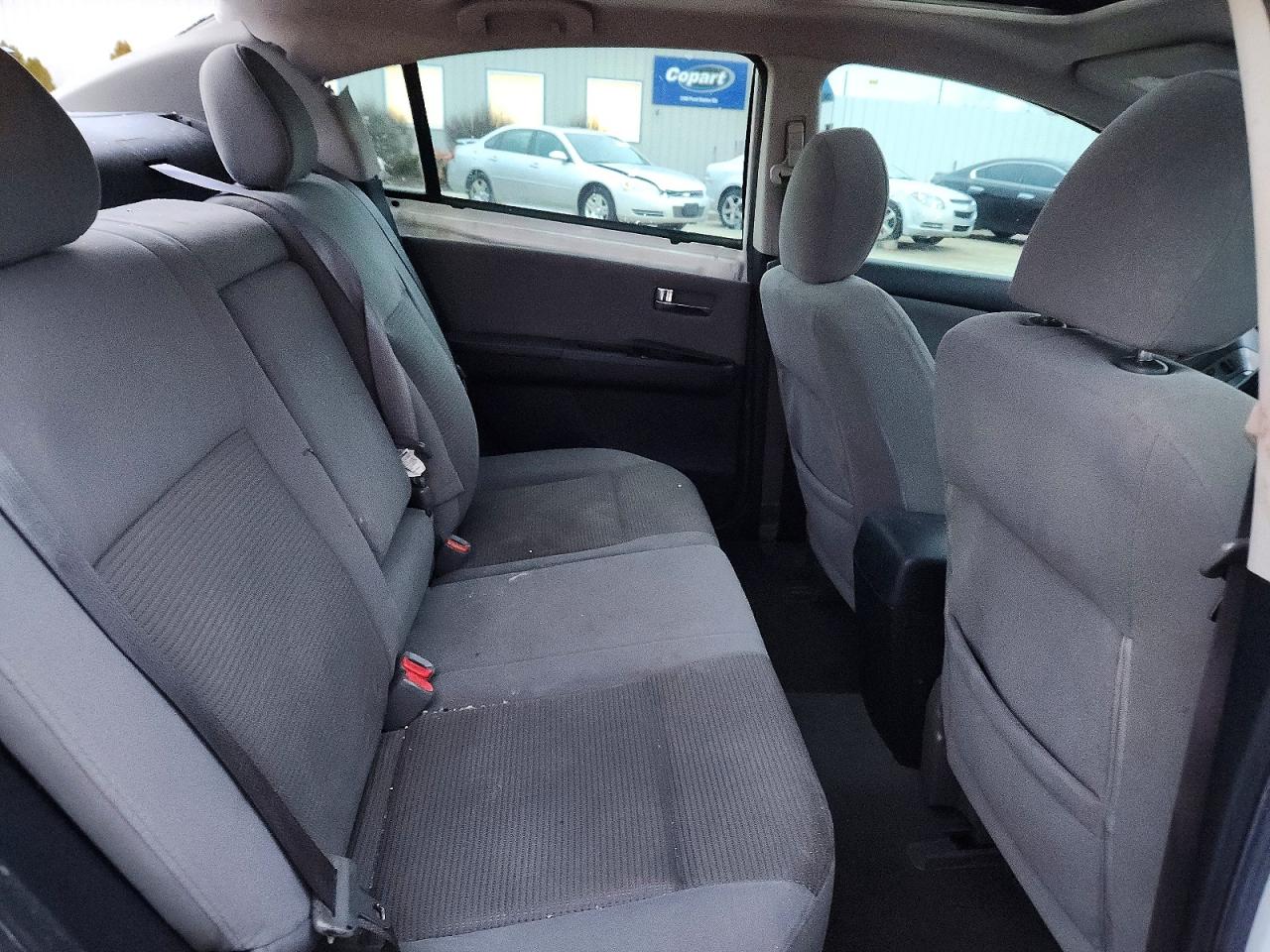 2011 Nissan Sentra 2.0 Белый vin: 3N1AB6AP5BL656782