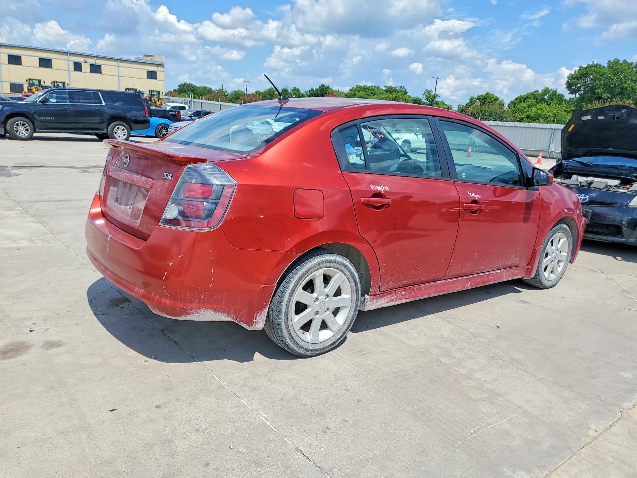 2011 Nissan Sentra 2.0 Red vin: 3N1AB6AP5BL683951