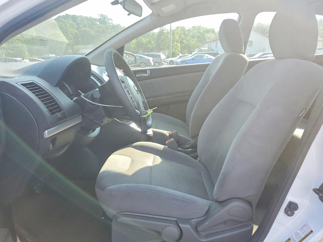 2011 Nissan Sentra 2.0 White vin: 3N1AB6AP5BL695307