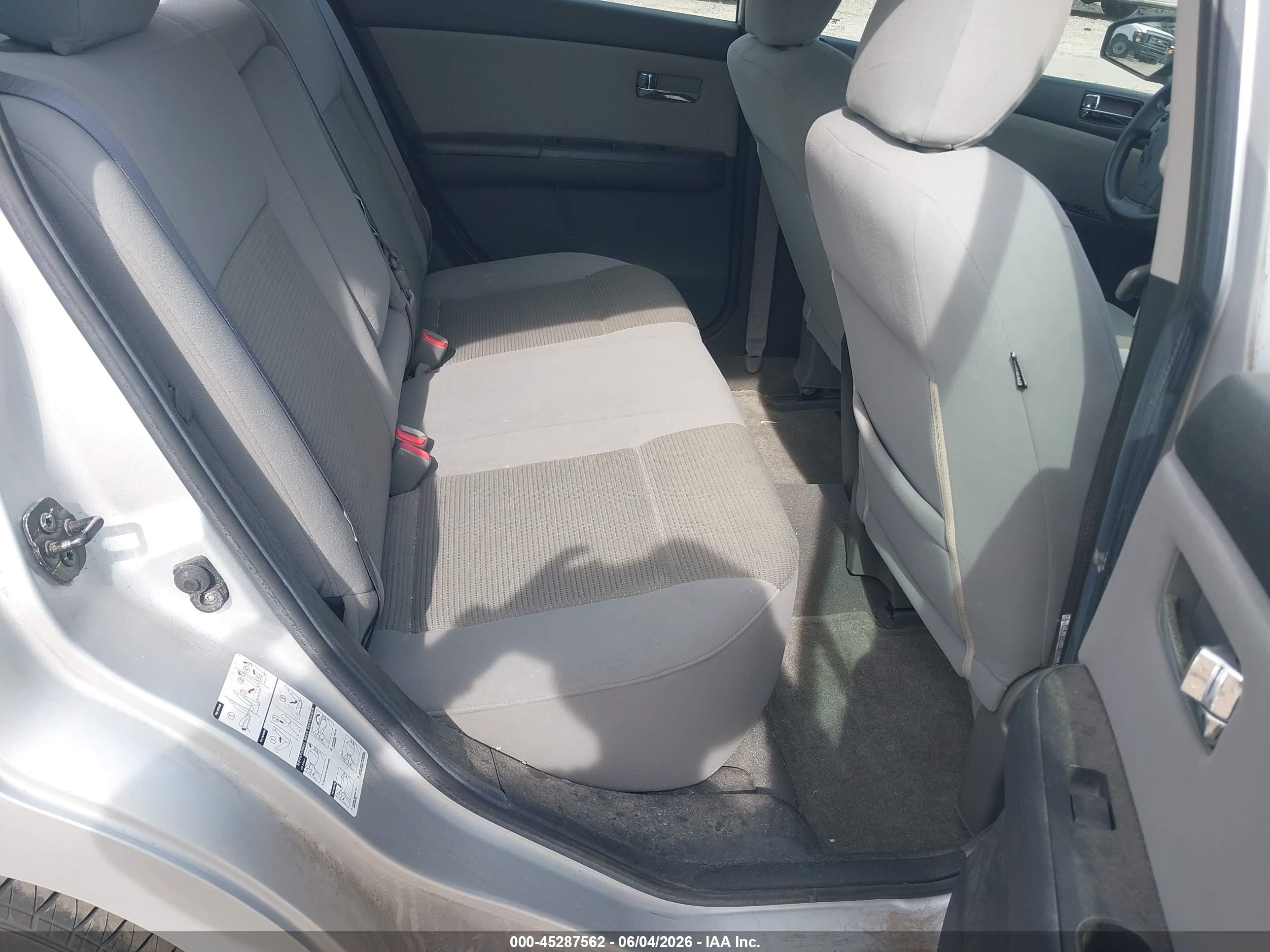 2011 Nissan Sentra 2.0sr Silver vin: 3N1AB6AP5BL705365