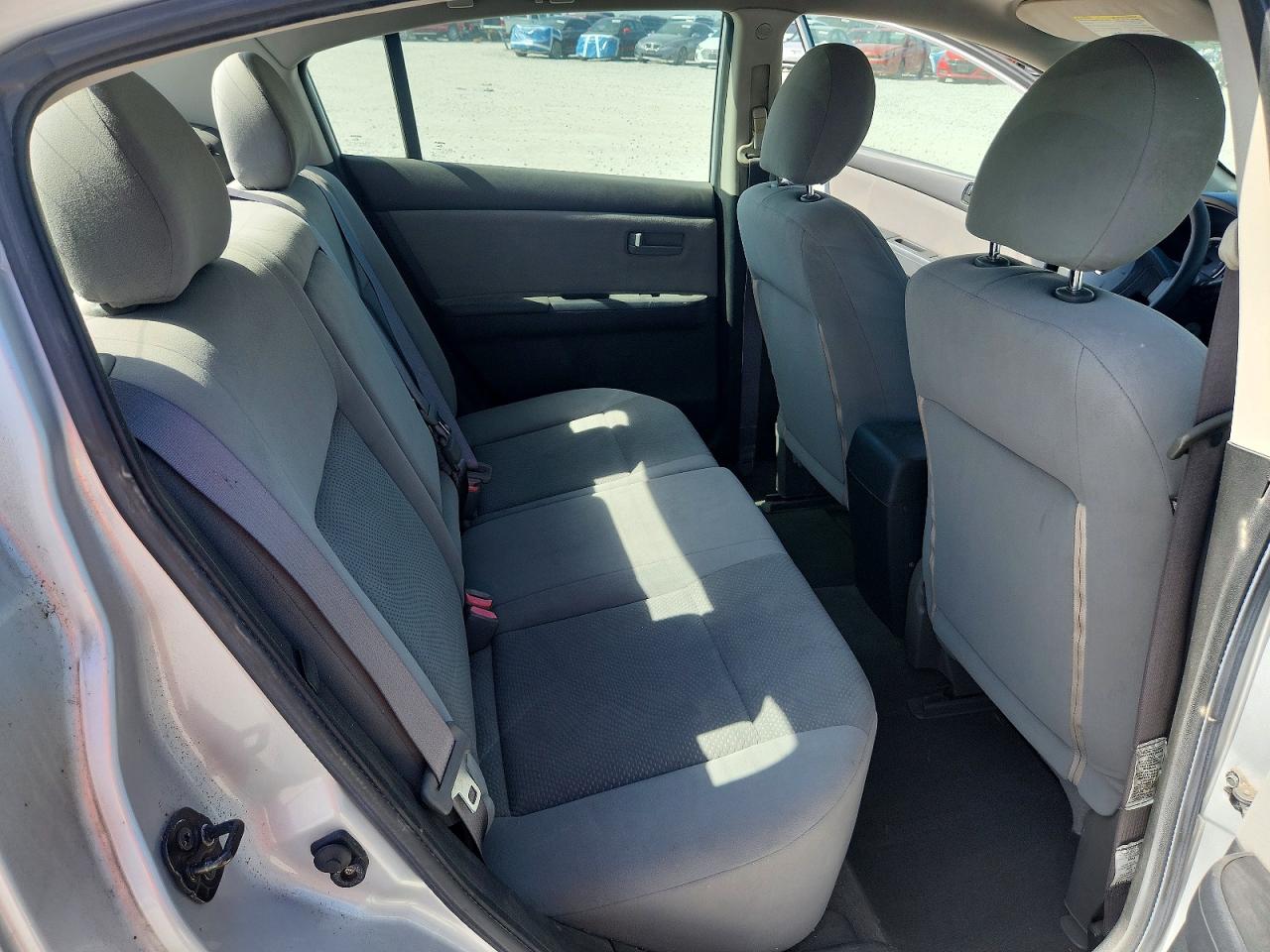 2012 Nissan Sentra 2.0/2.0s/sr/2.0sl Silver vin: 3N1AB6AP5CL611682