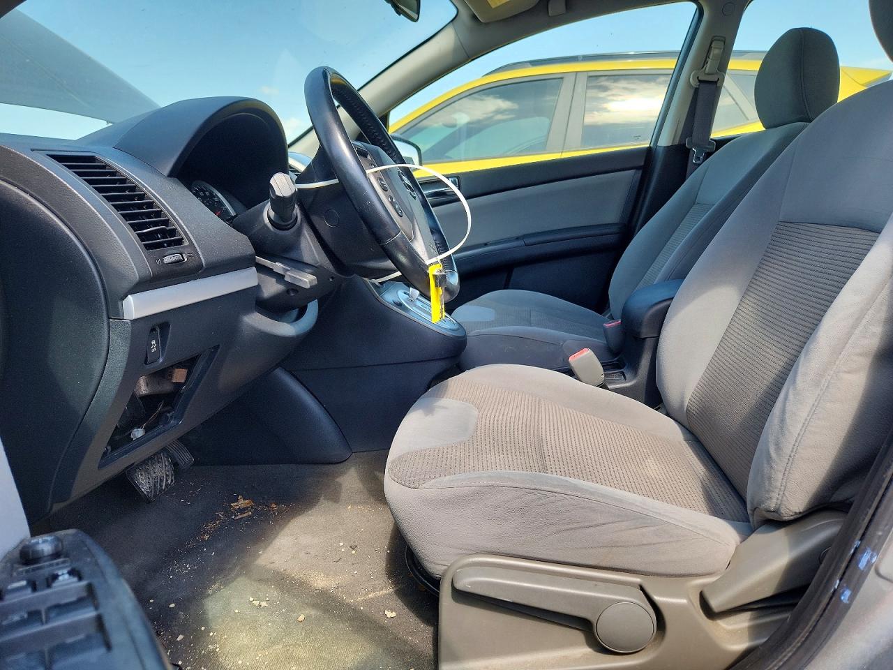 2012 Nissan Sentra Серебряный vin: 3N1AB6AP5CL624545