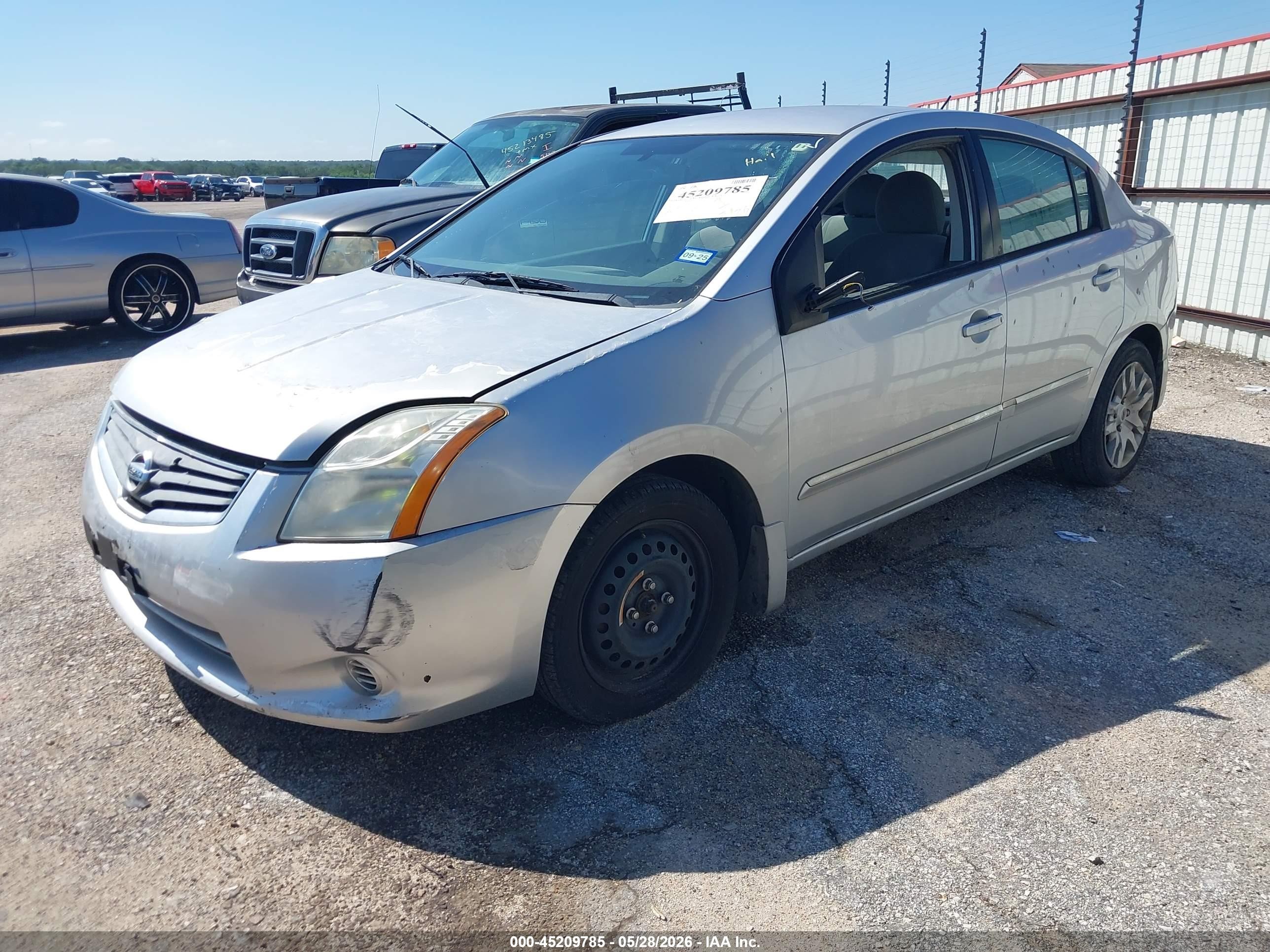 2012 Nissan Sentra 2.0 S Серебряный vin: 3N1AB6AP5CL683305