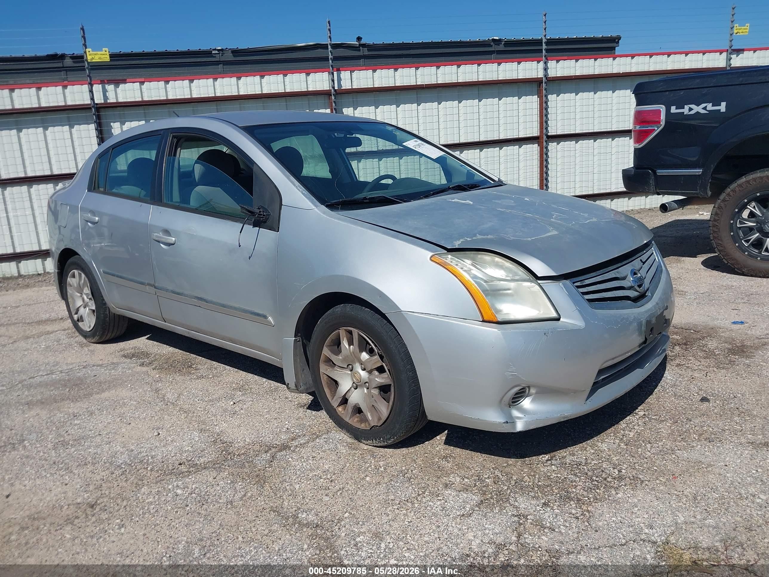 2012 Nissan Sentra 2.0 S Серебряный vin: 3N1AB6AP5CL683305