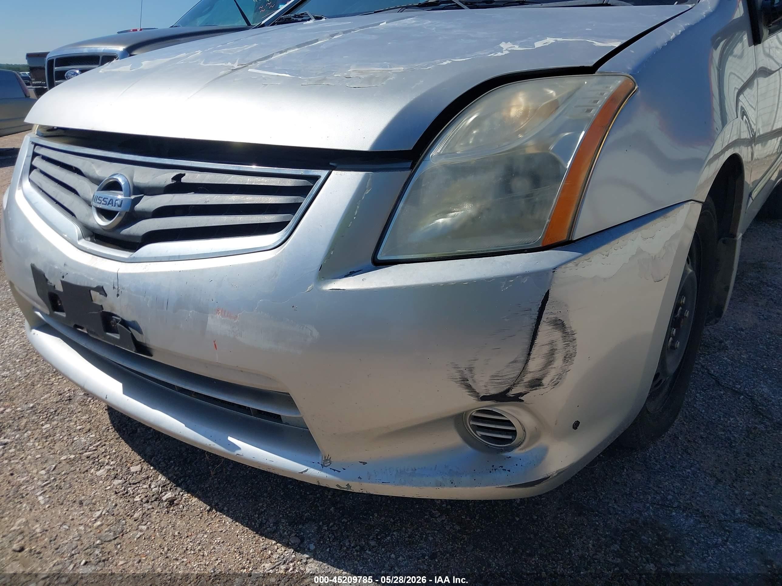 2012 Nissan Sentra 2.0 S Серебряный vin: 3N1AB6AP5CL683305
