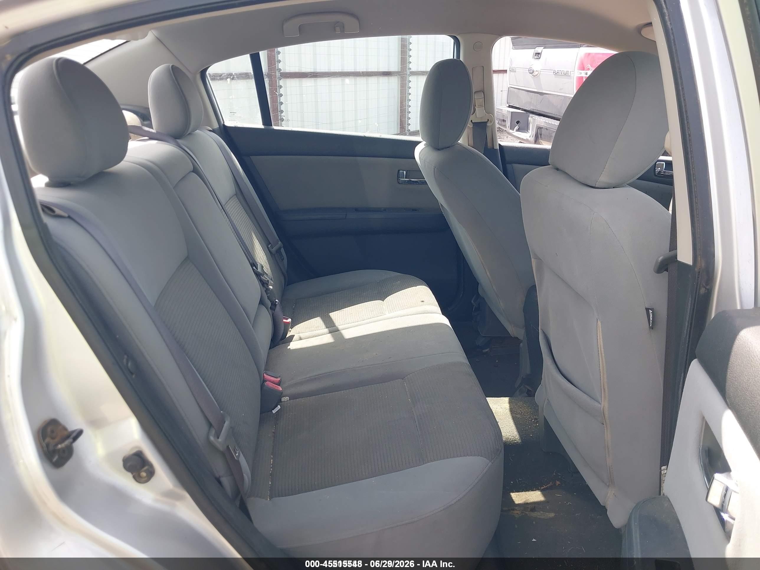 2012 Nissan Sentra 2.0 S Silver vin: 3N1AB6AP5CL683305