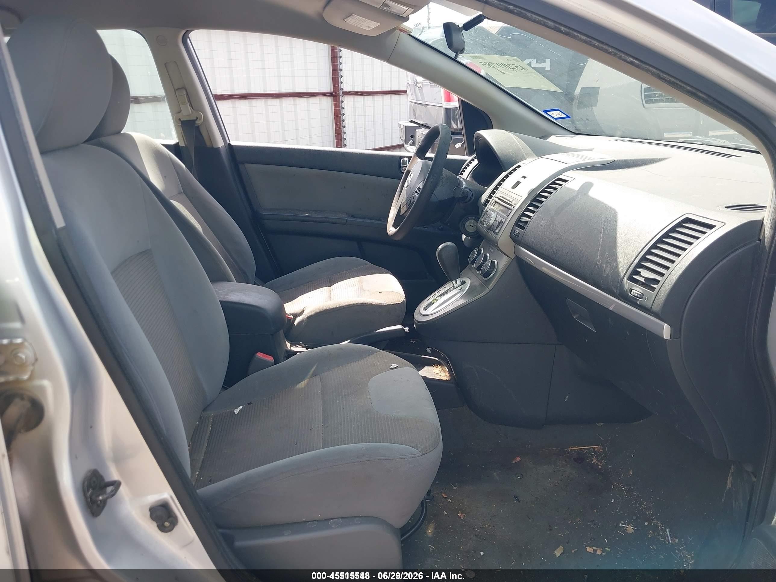 2012 Nissan Sentra 2.0 S Silver vin: 3N1AB6AP5CL683305
