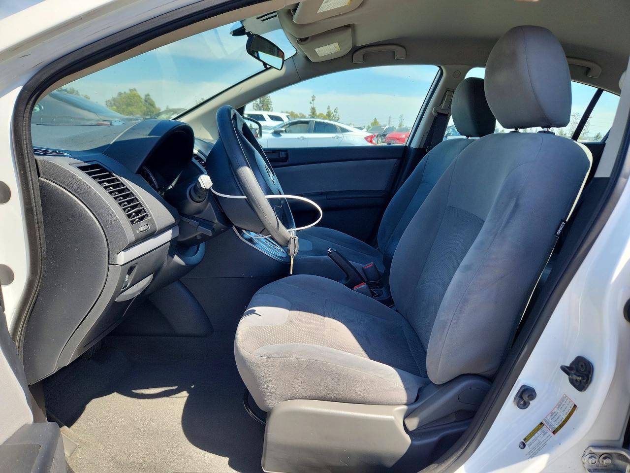 2012 Nissan Sentra 2.0 White vin: 3N1AB6AP5CL725858