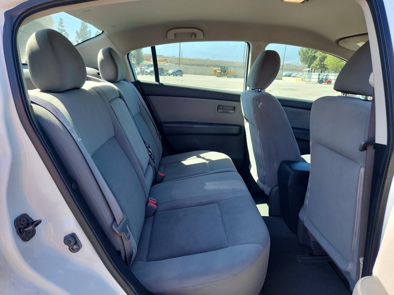 2012 Nissan Sentra 2.0 White vin: 3N1AB6AP5CL725858
