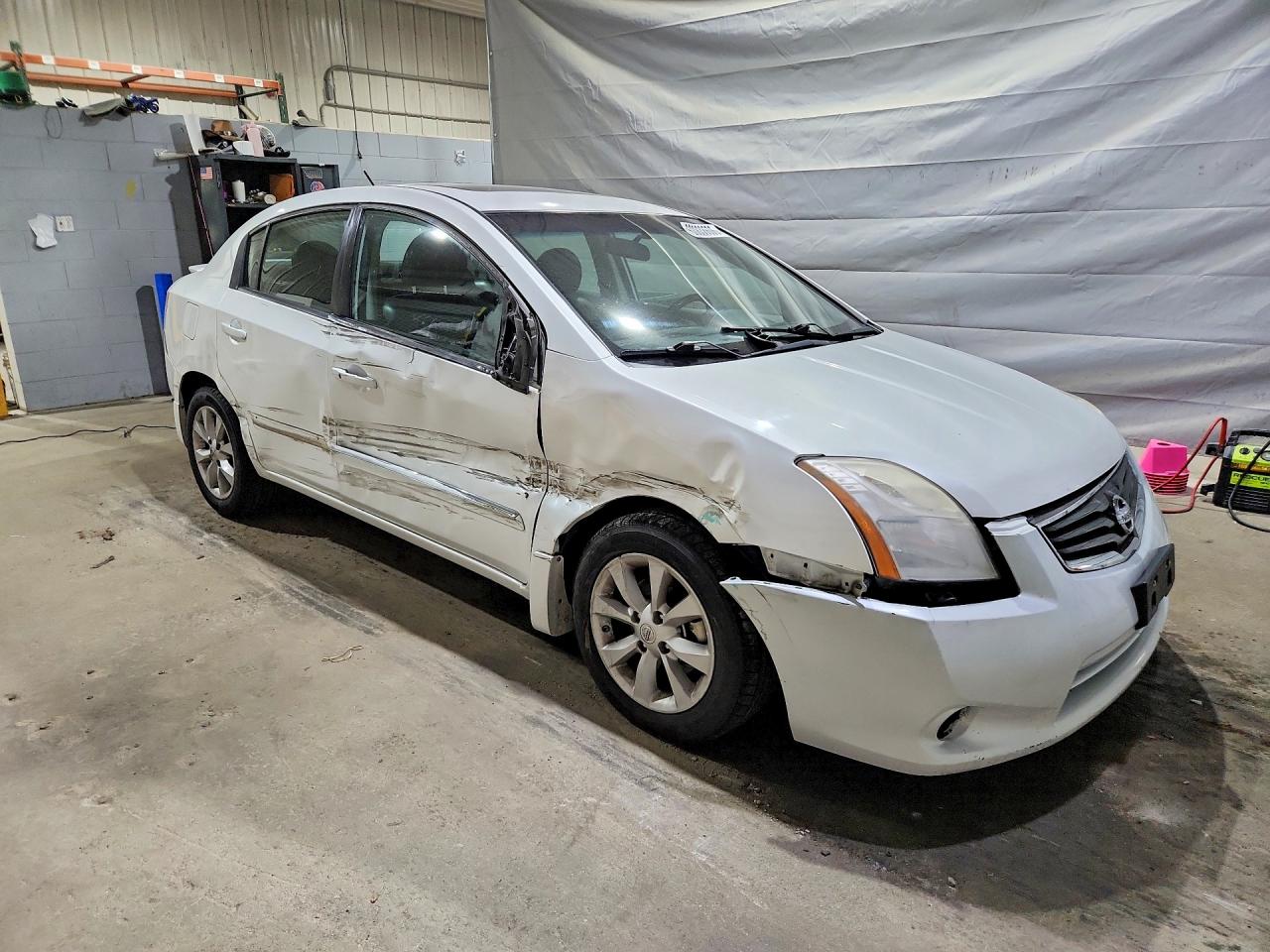 2012 Nissan Sentra 2.0 White vin: 3N1AB6AP5CL727299