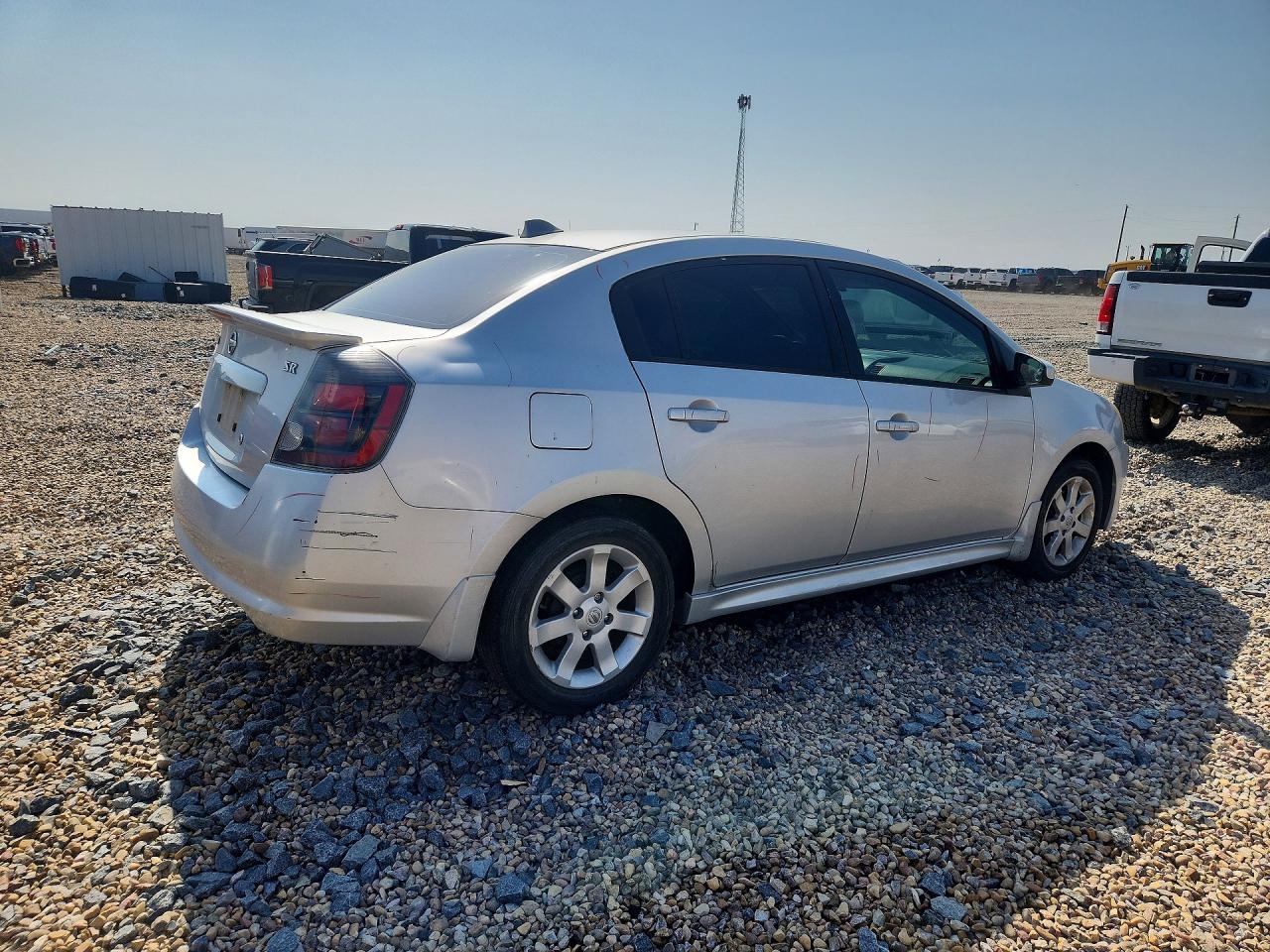2012 Nissan Sentra 2.0 Серебряный vin: 3N1AB6AP5CL741056