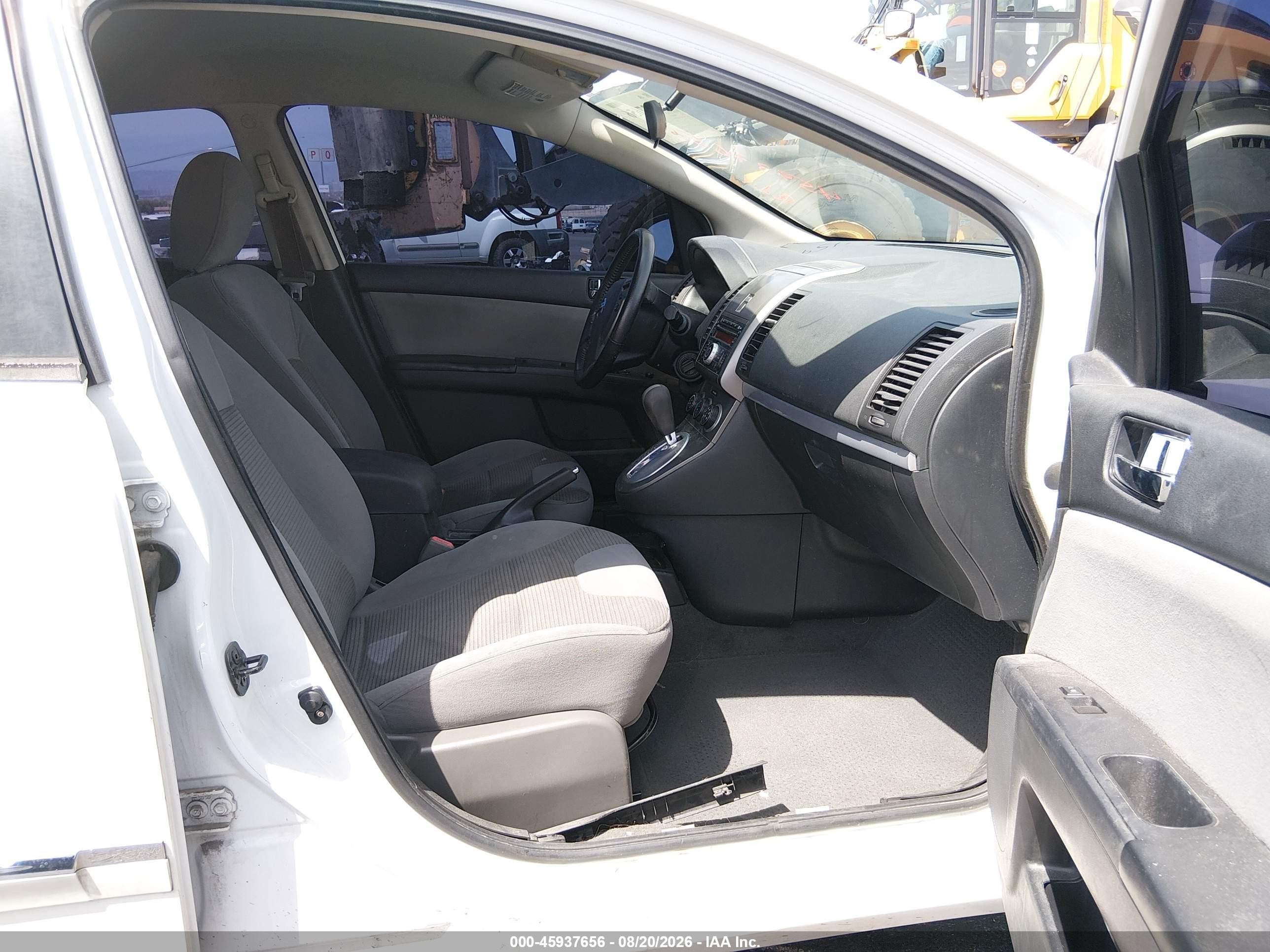 2012 Nissan Sentra 2.0 S White vin: 3N1AB6AP5CL751781