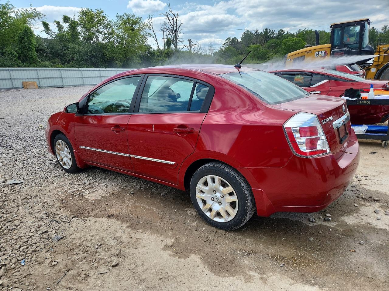 2010 Nissan Sentra 2.0 Red vin: 3N1AB6AP6AL604821