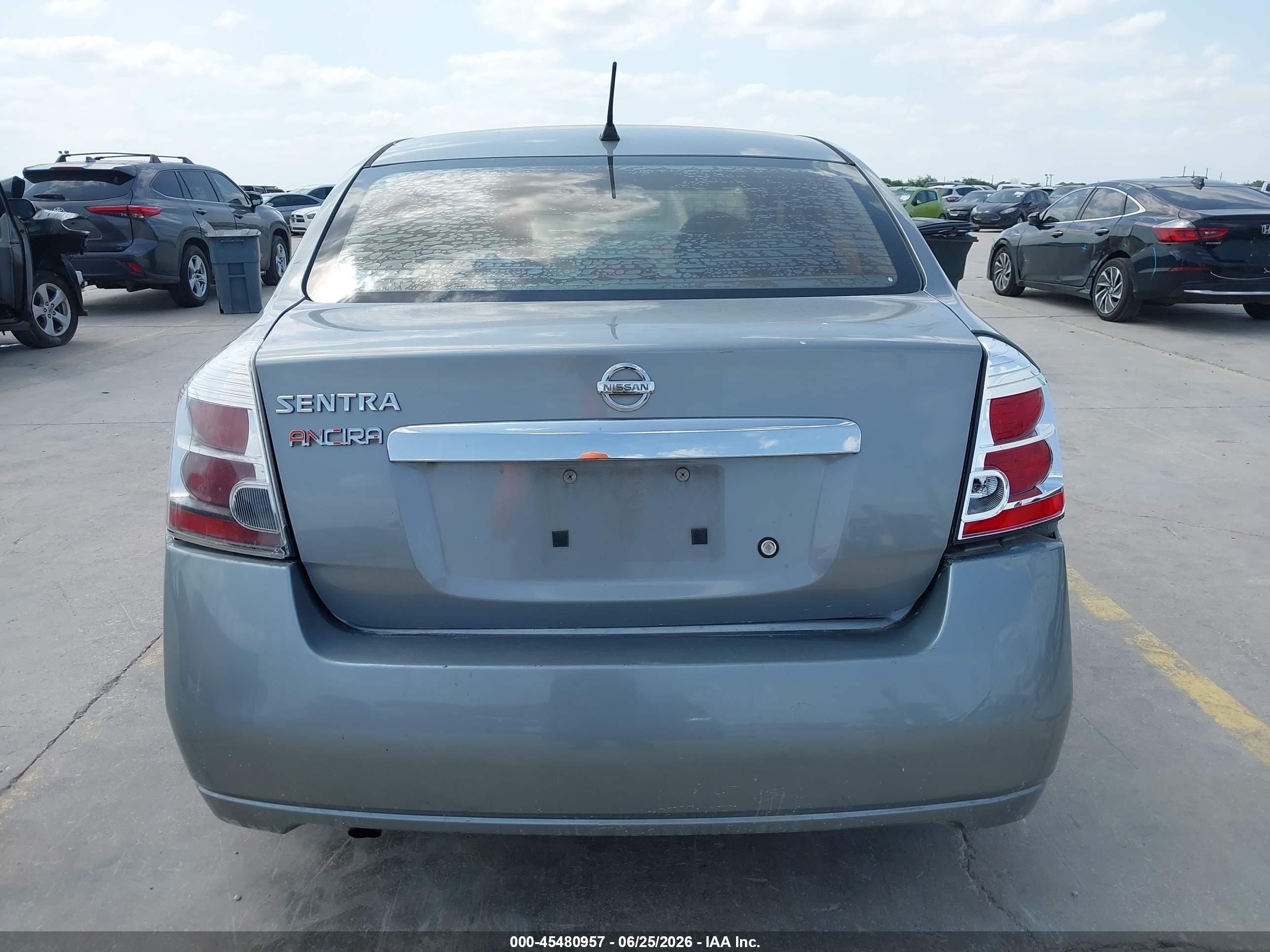 2010 Nissan Sentra 2.0 Silver vin: 3N1AB6AP6AL638760