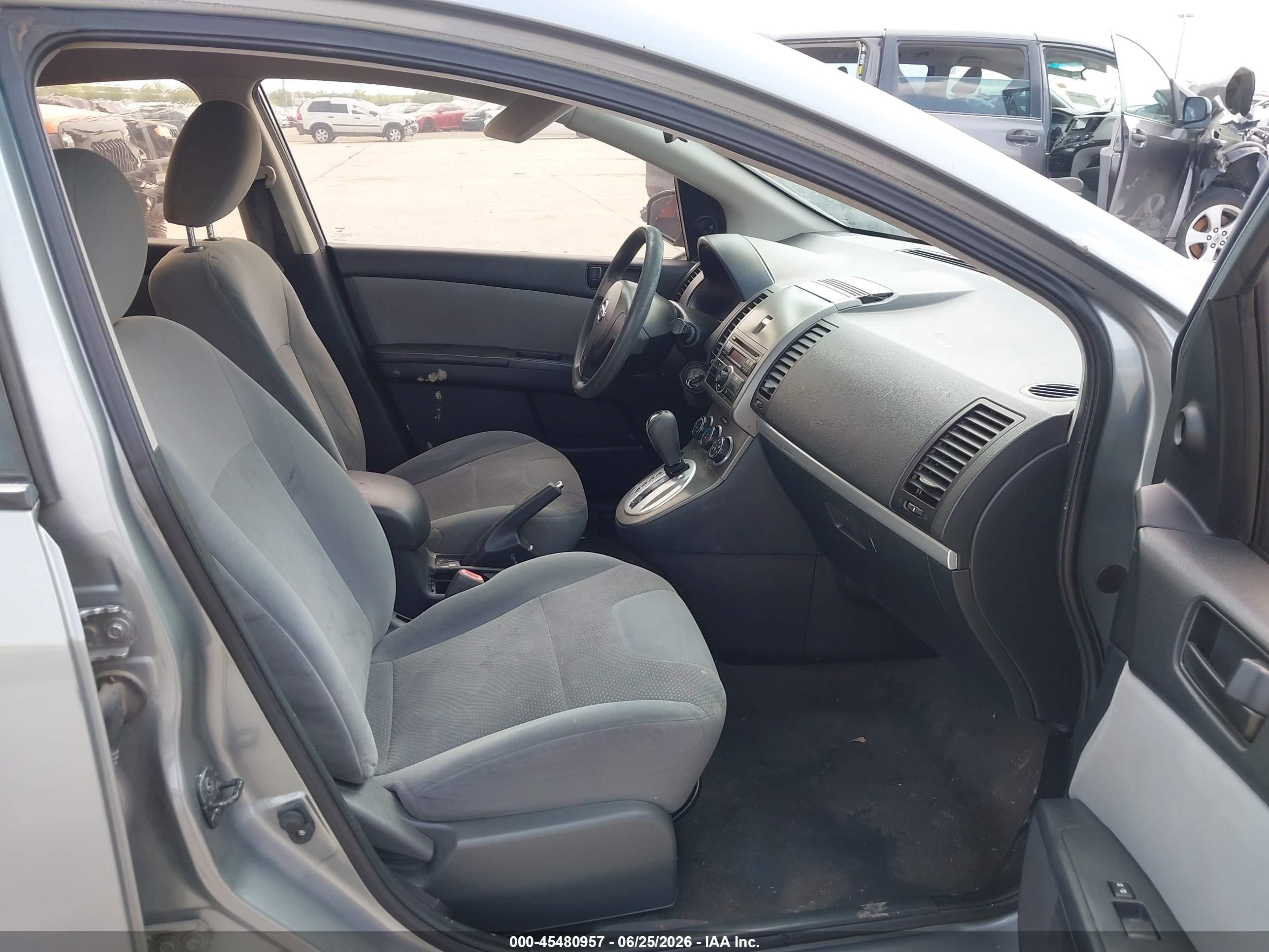 2010 Nissan Sentra 2.0 Silver vin: 3N1AB6AP6AL638760