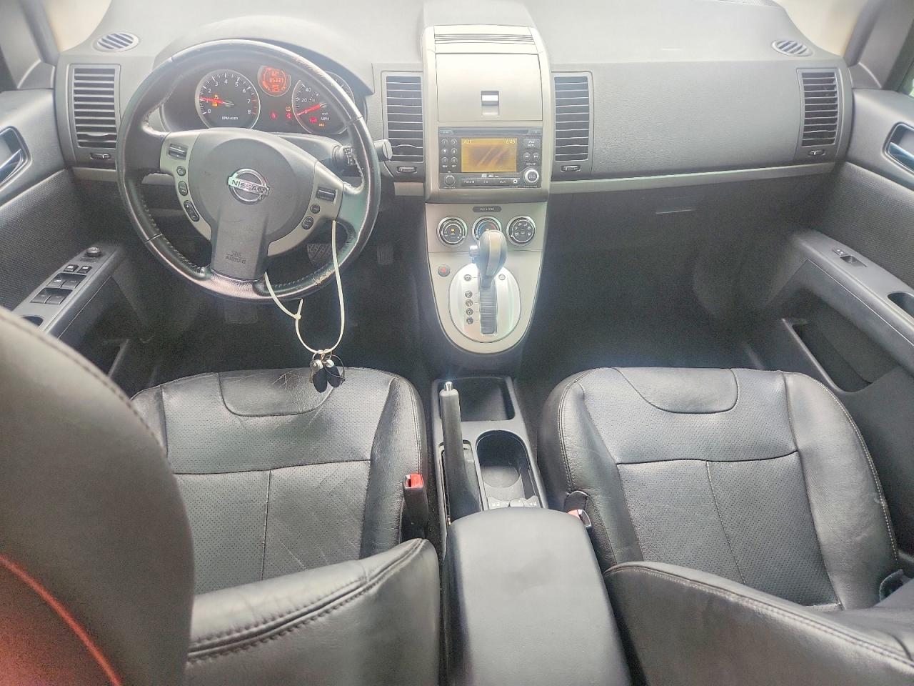 2010 Nissan Sentra 2.0 Белый vin: 3N1AB6AP6AL643456