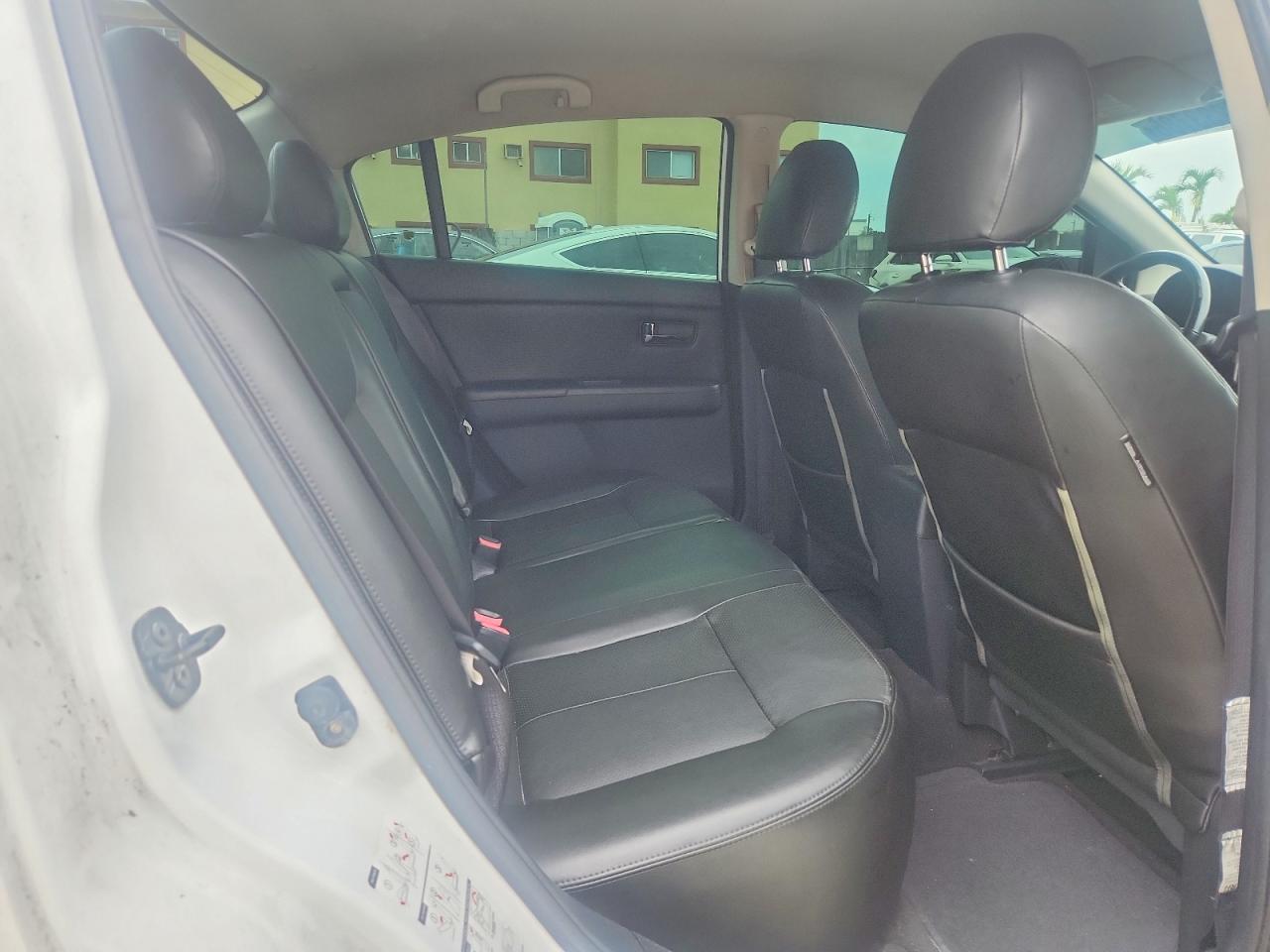 2010 Nissan Sentra 2.0 Белый vin: 3N1AB6AP6AL643456