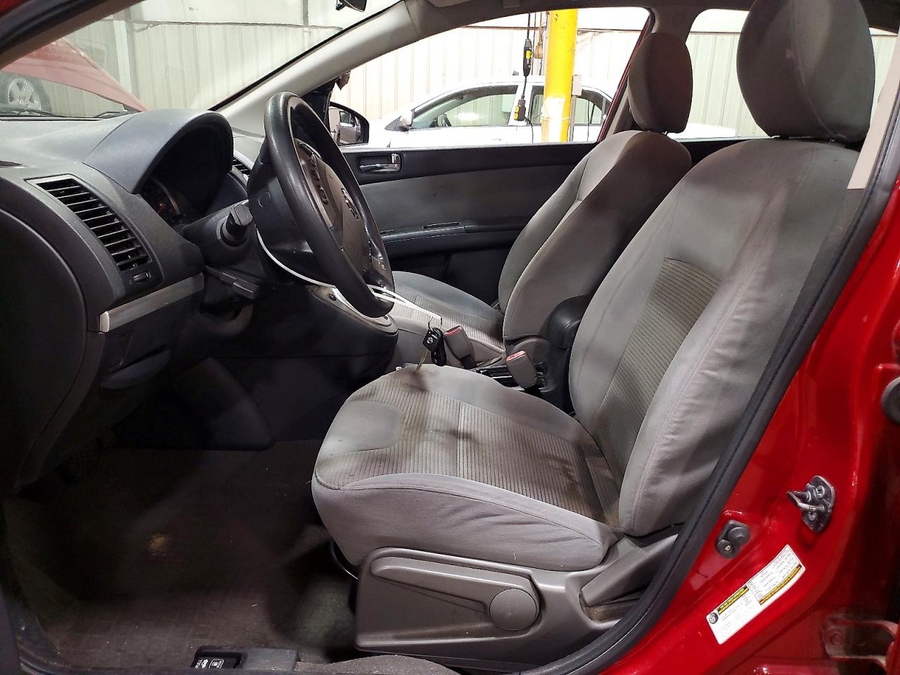2010 Nissan Sentra 2.0 Red vin: 3N1AB6AP6AL672505