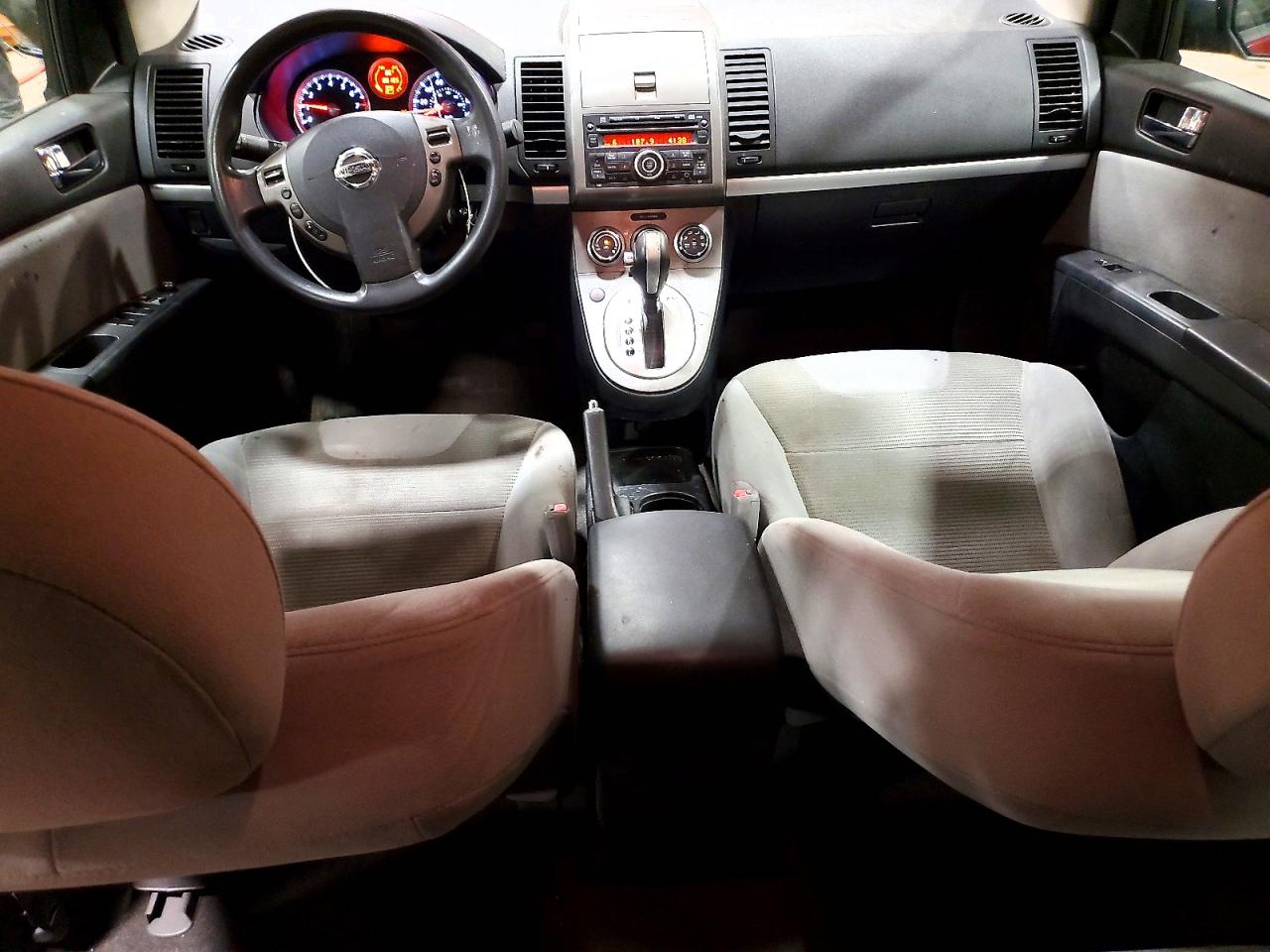 2010 Nissan Sentra 2.0 Red vin: 3N1AB6AP6AL672505